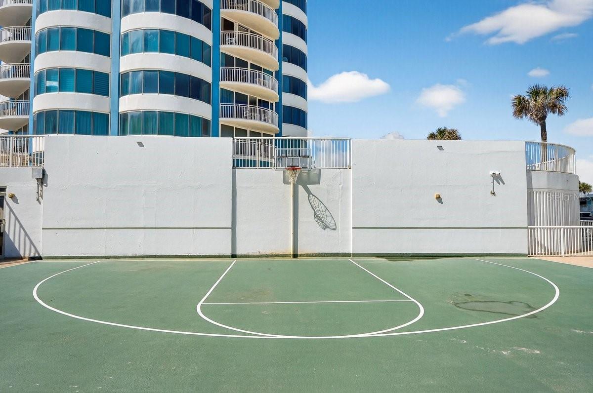 Image 52 of 61 For 2625 Atlantic Avenue 14ne