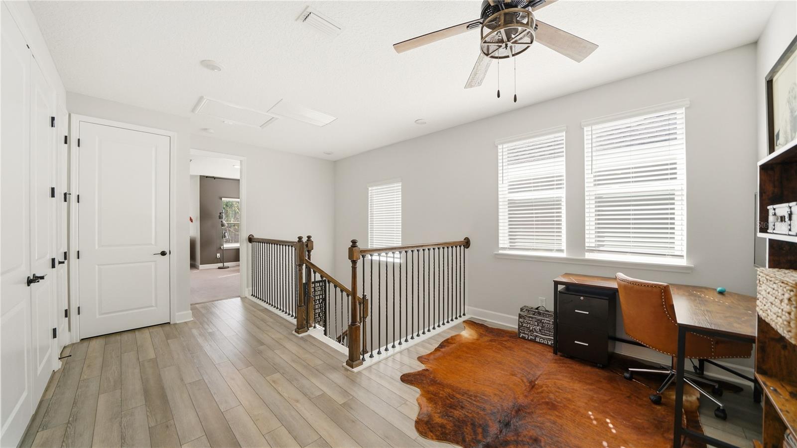 Image 23 of 65 For 7331 Beach Haven Place