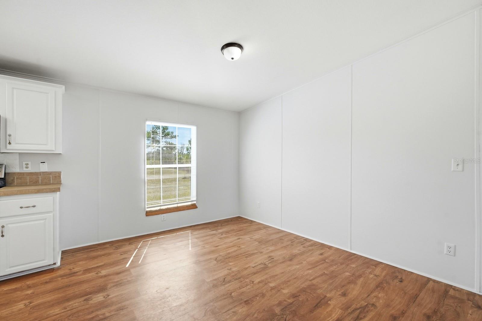 Image 21 of 73 For 299 Cayenne Street