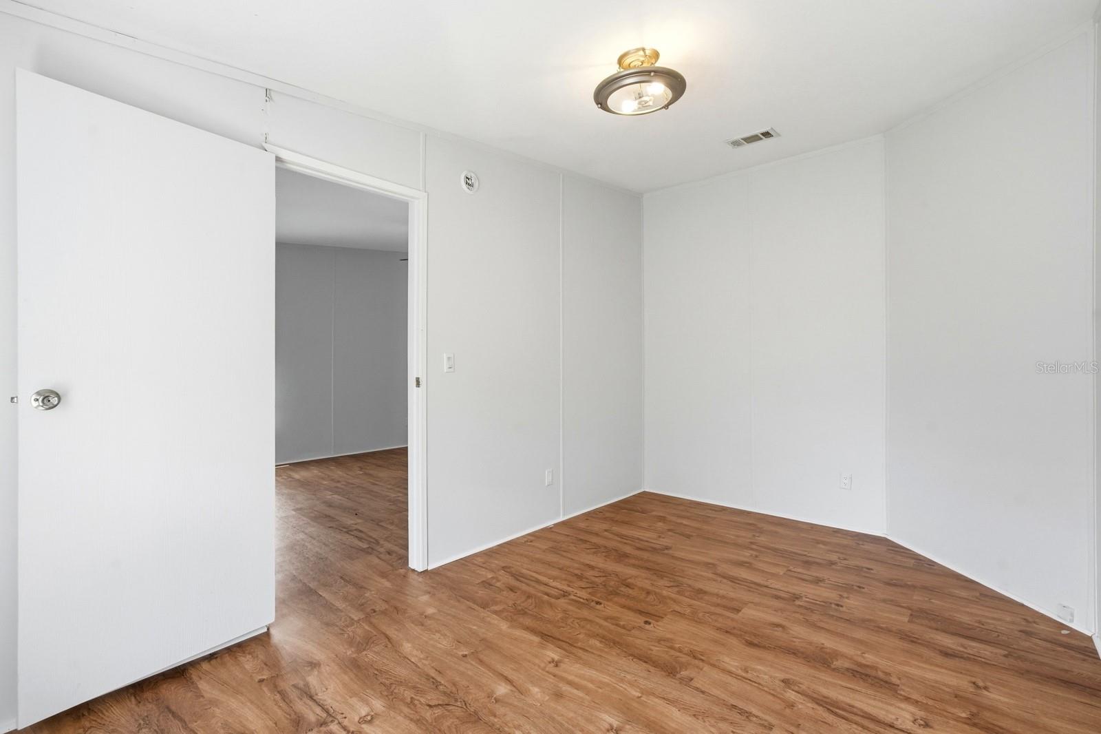 Image 30 of 73 For 299 Cayenne Street