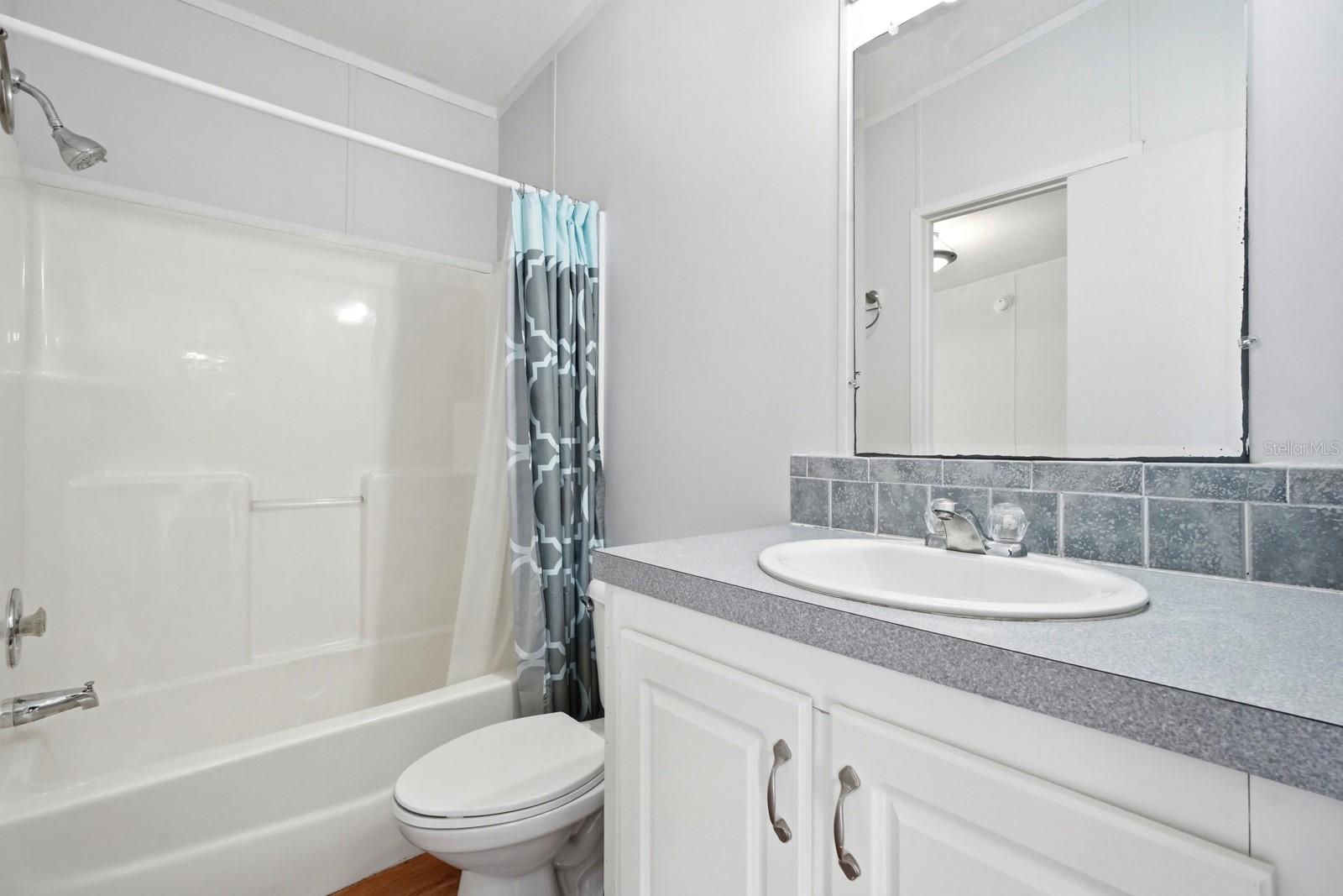 Image 38 of 73 For 299 Cayenne Street