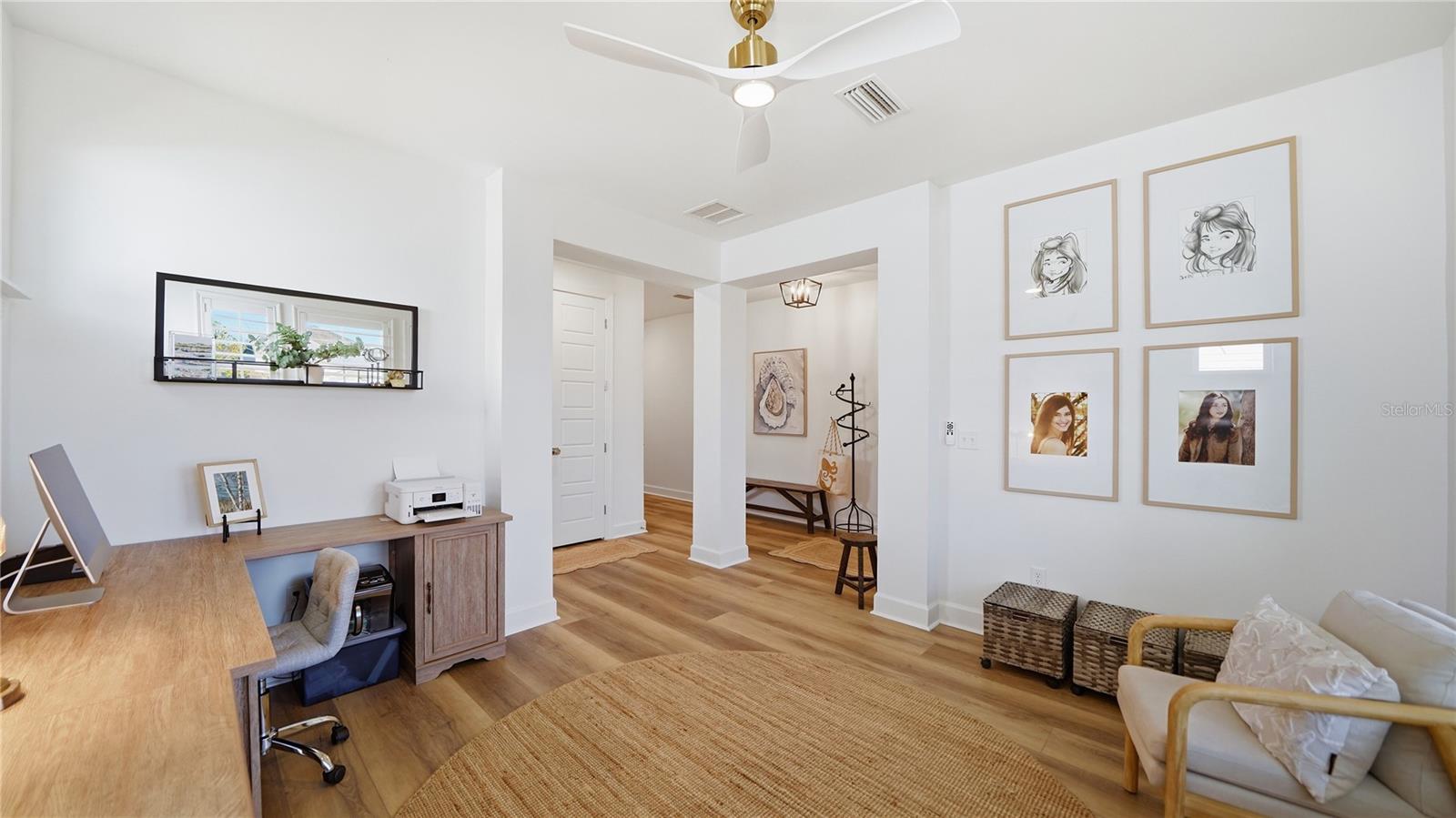 Image 10 of 91 For 119 Victory Court