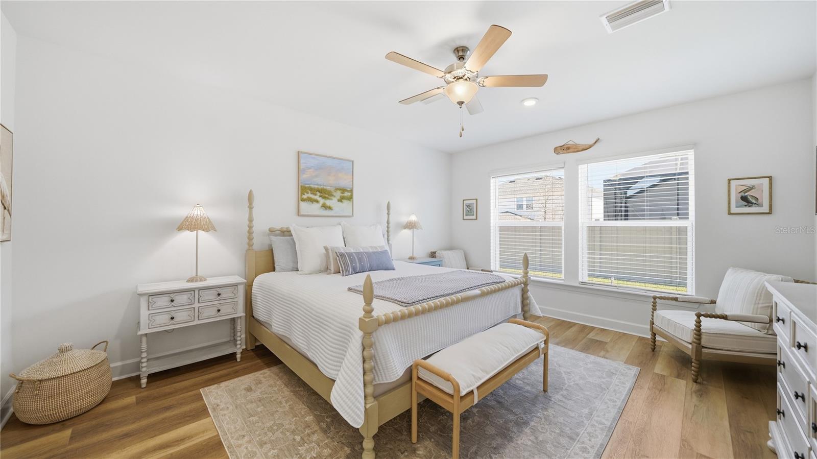 Image 31 of 91 For 119 Victory Court