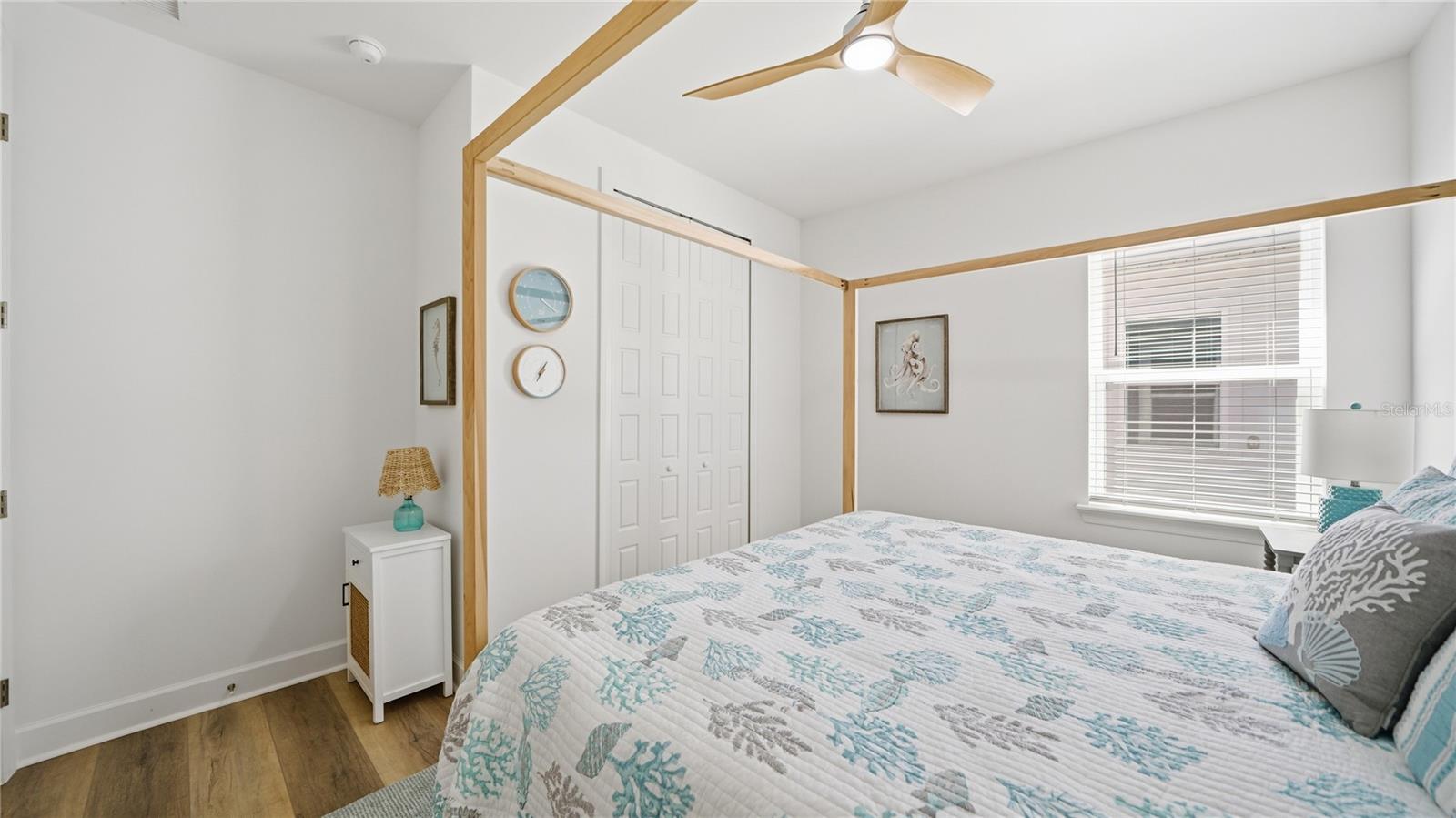 Image 42 of 91 For 119 Victory Court