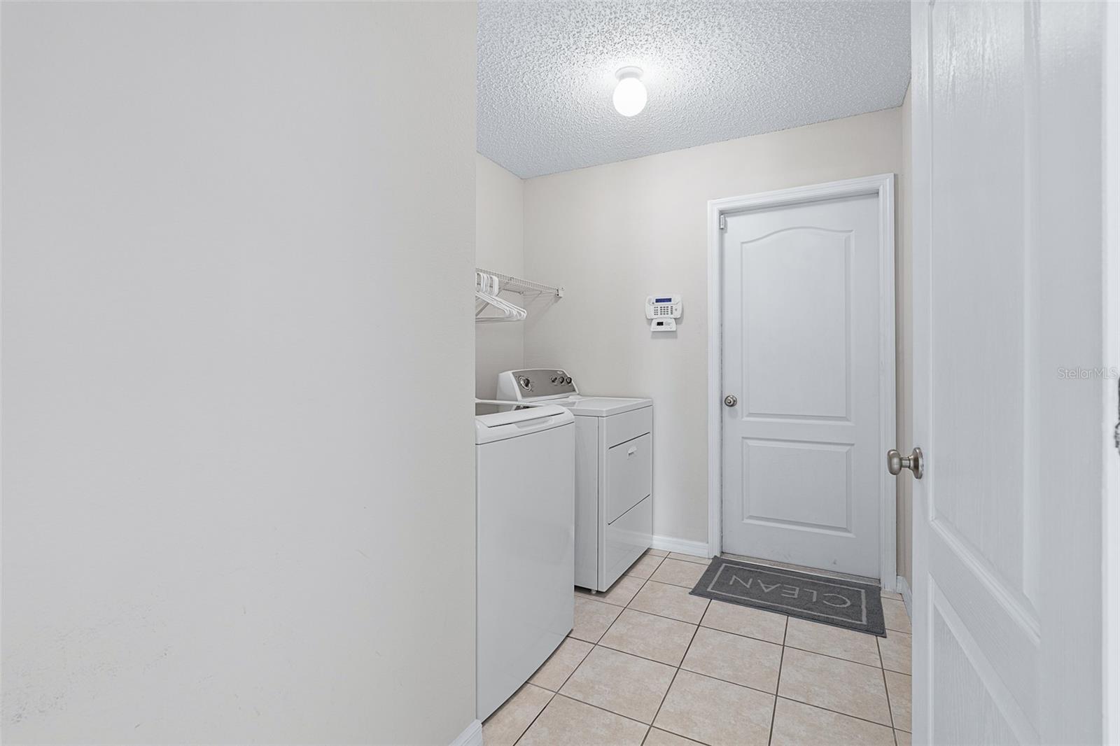 Image 20 of 44 For 1928 Eden Drive