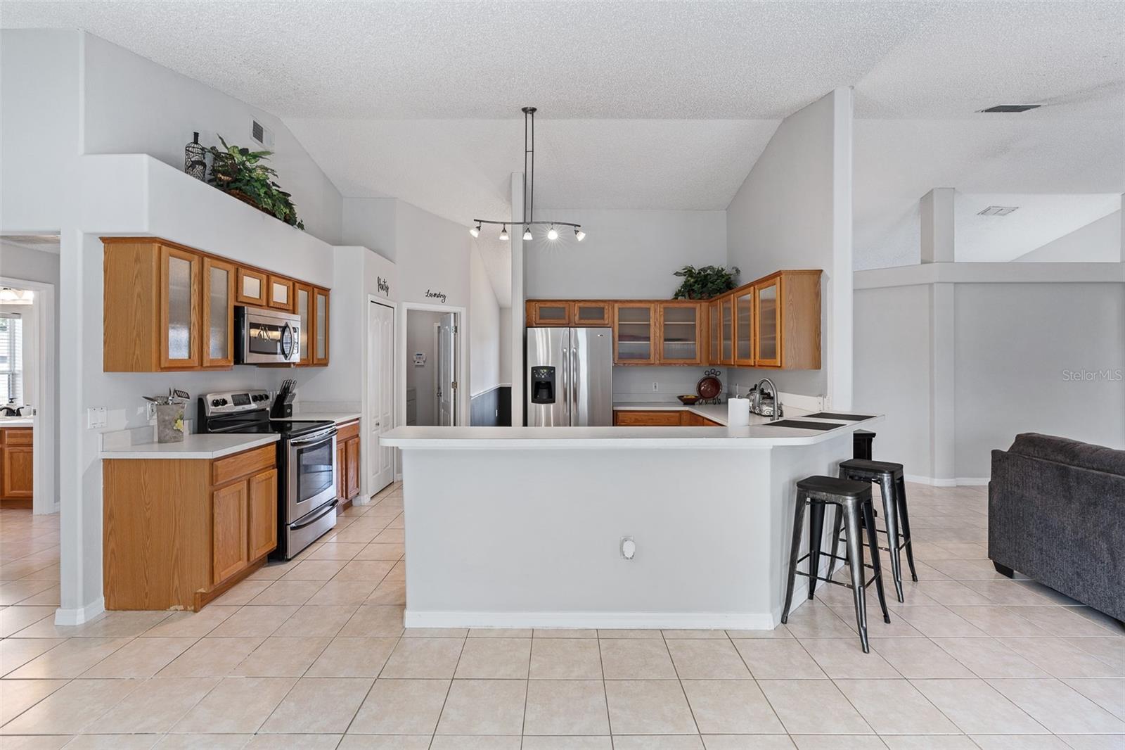 Image 4 of 44 For 1928 Eden Drive