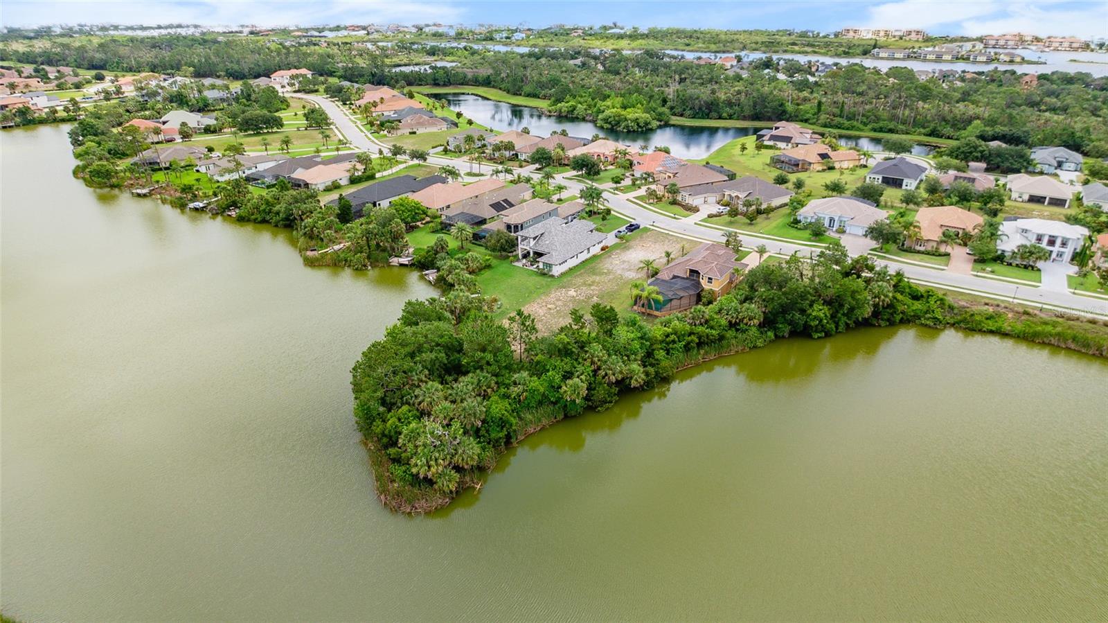 Image 7 of 23 For 154 Heron Drive