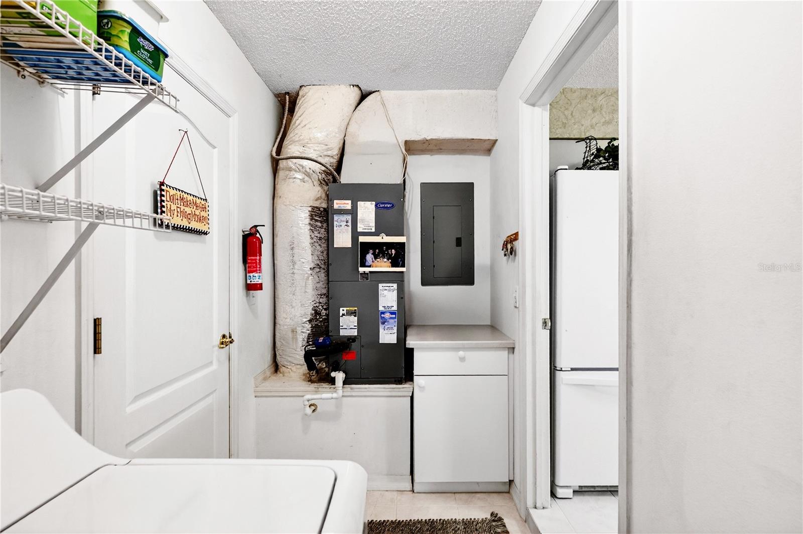 Image 28 of 75 For 525 Lake Bridge Drive