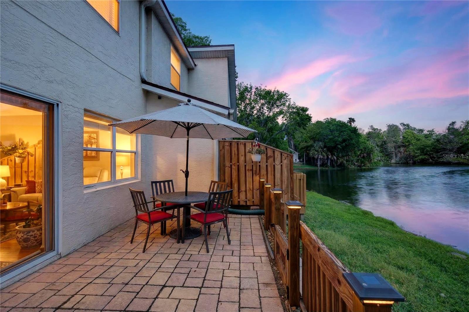 Image 45 of 75 For 525 Lake Bridge Drive