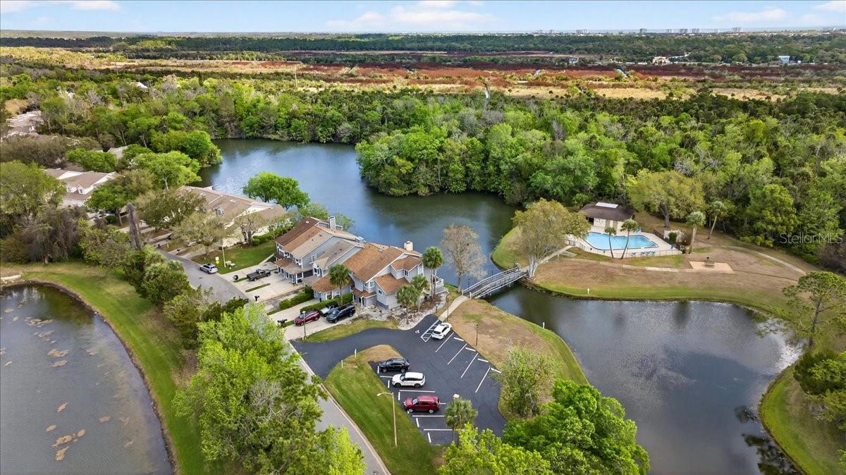 Image 56 of 75 For 525 Lake Bridge Drive