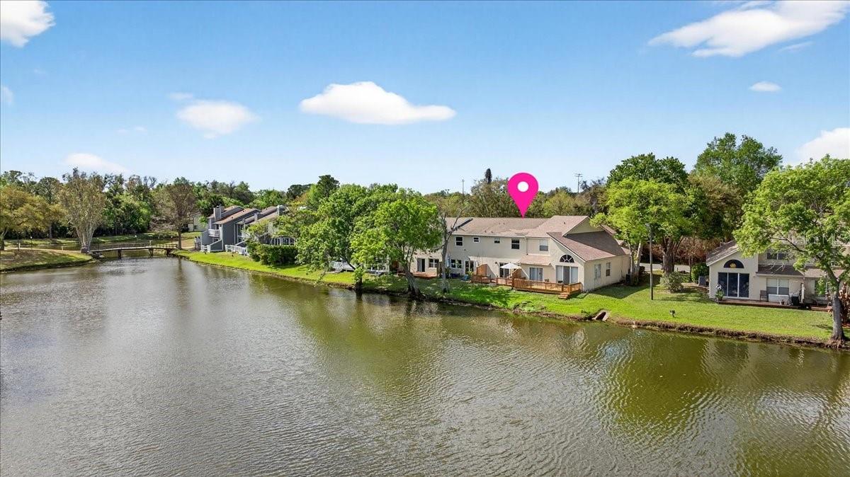 Image 58 of 75 For 525 Lake Bridge Drive