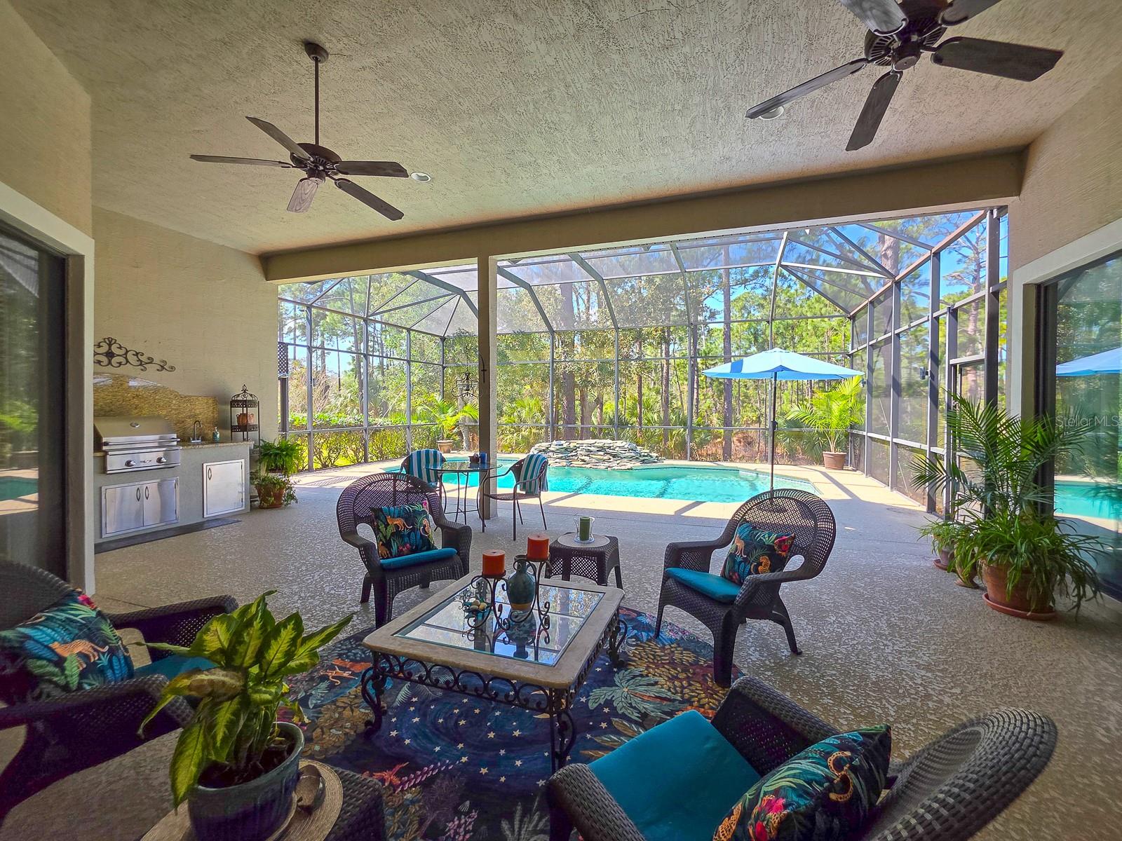 Image 26 of 93 For 19 Park Circle