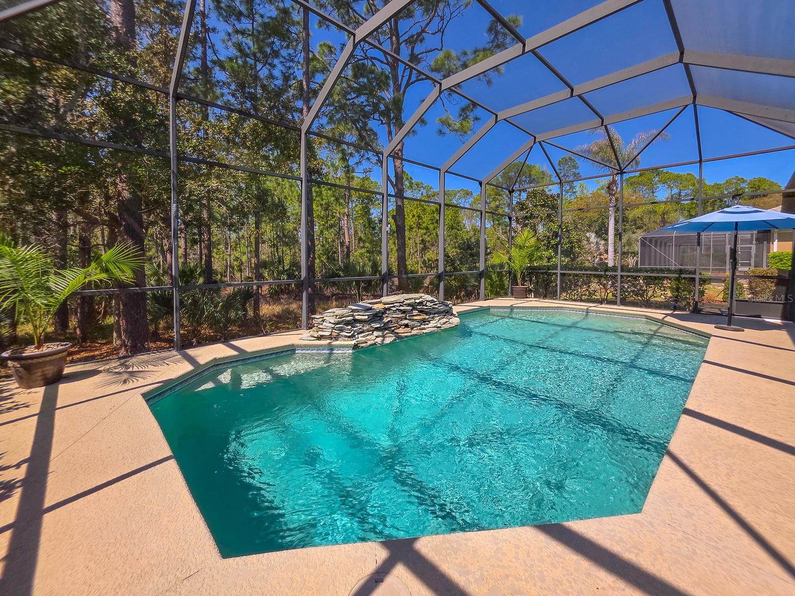 Image 28 of 93 For 19 Park Circle