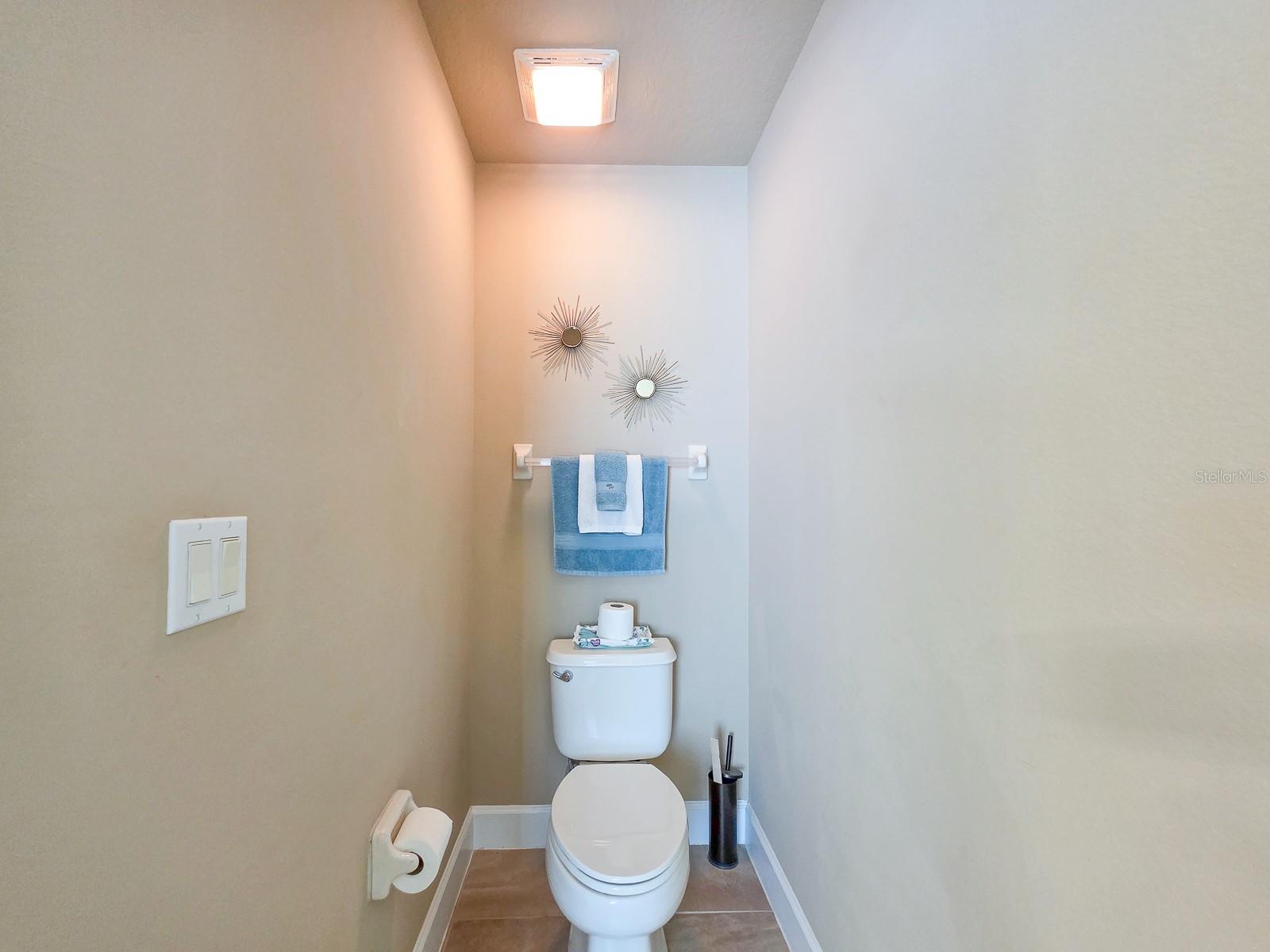 Image 39 of 93 For 19 Park Circle