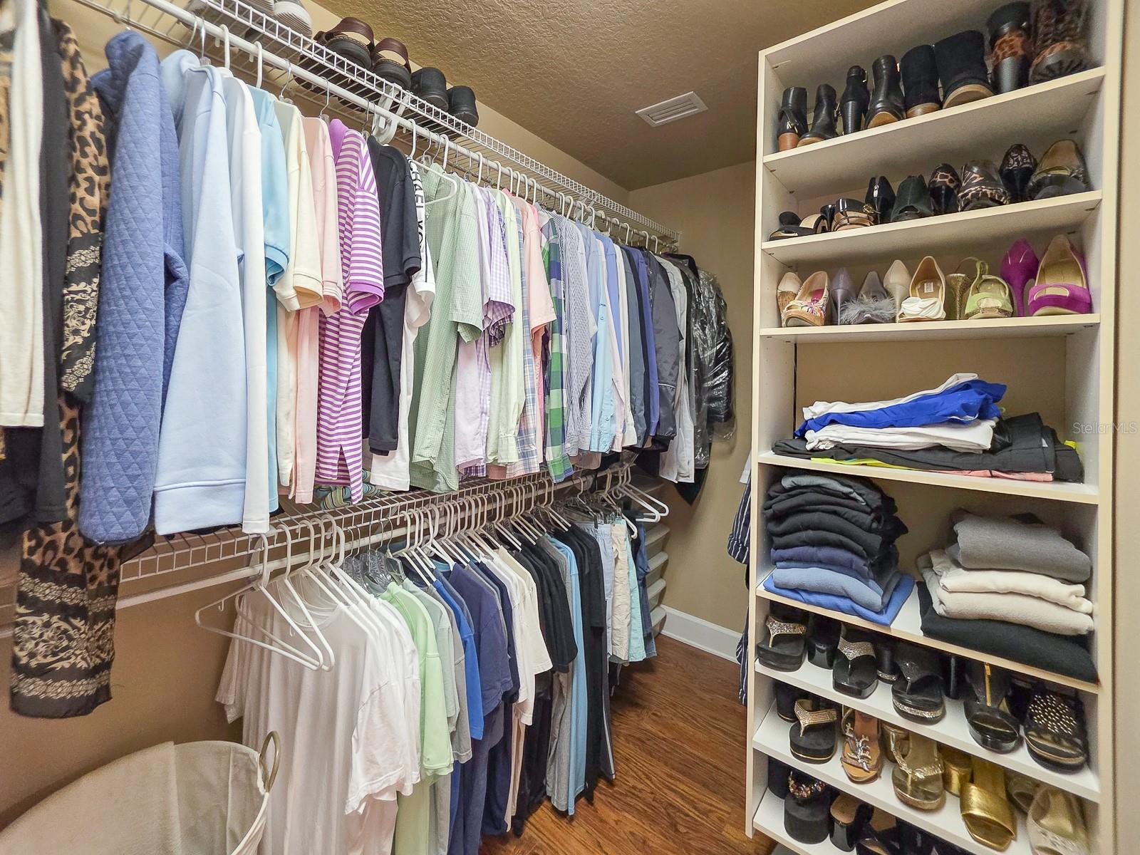 Image 41 of 93 For 19 Park Circle