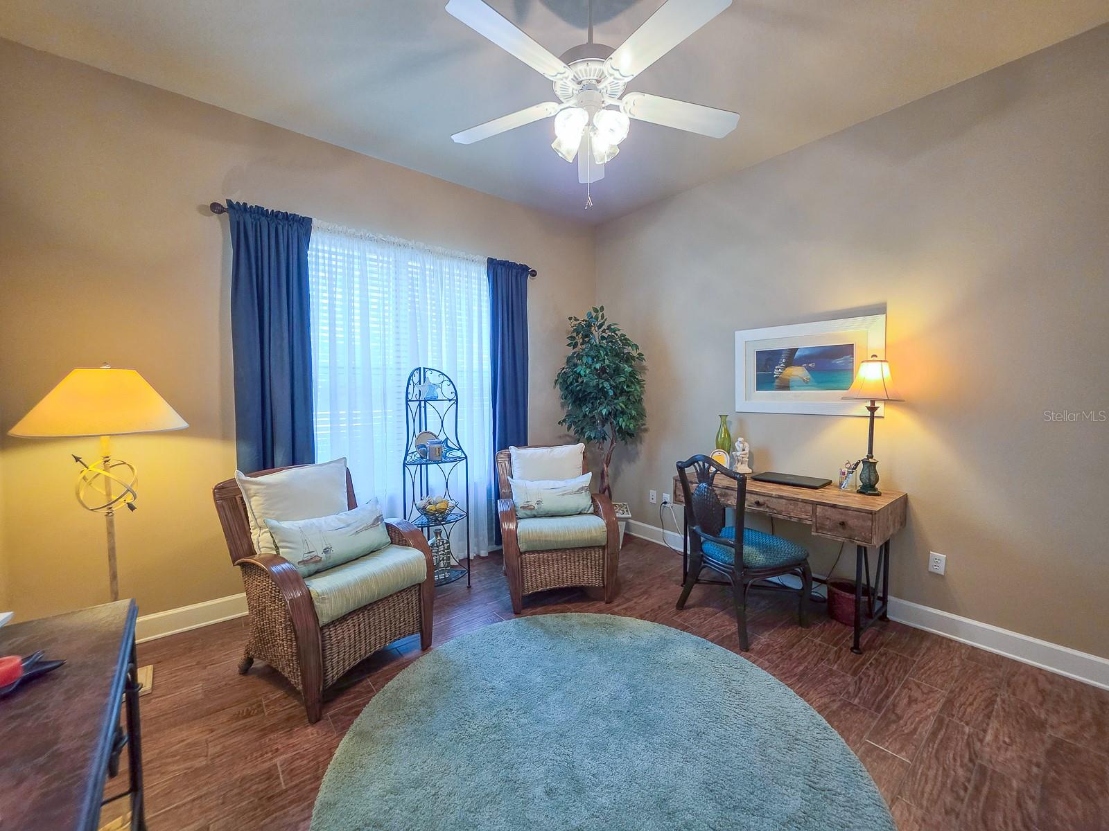 Image 42 of 93 For 19 Park Circle