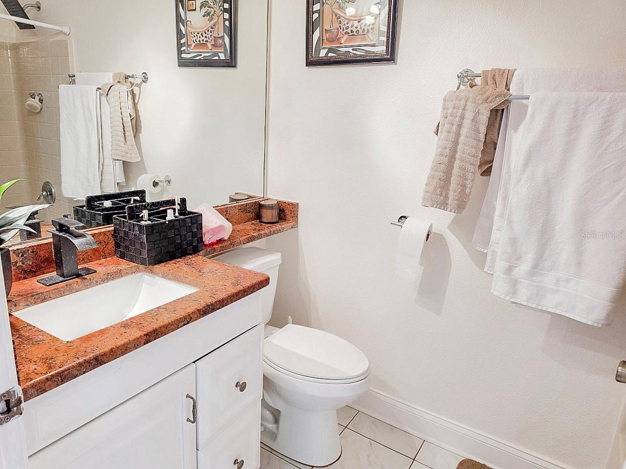 Image 27 of 61 For 18 Price Lane