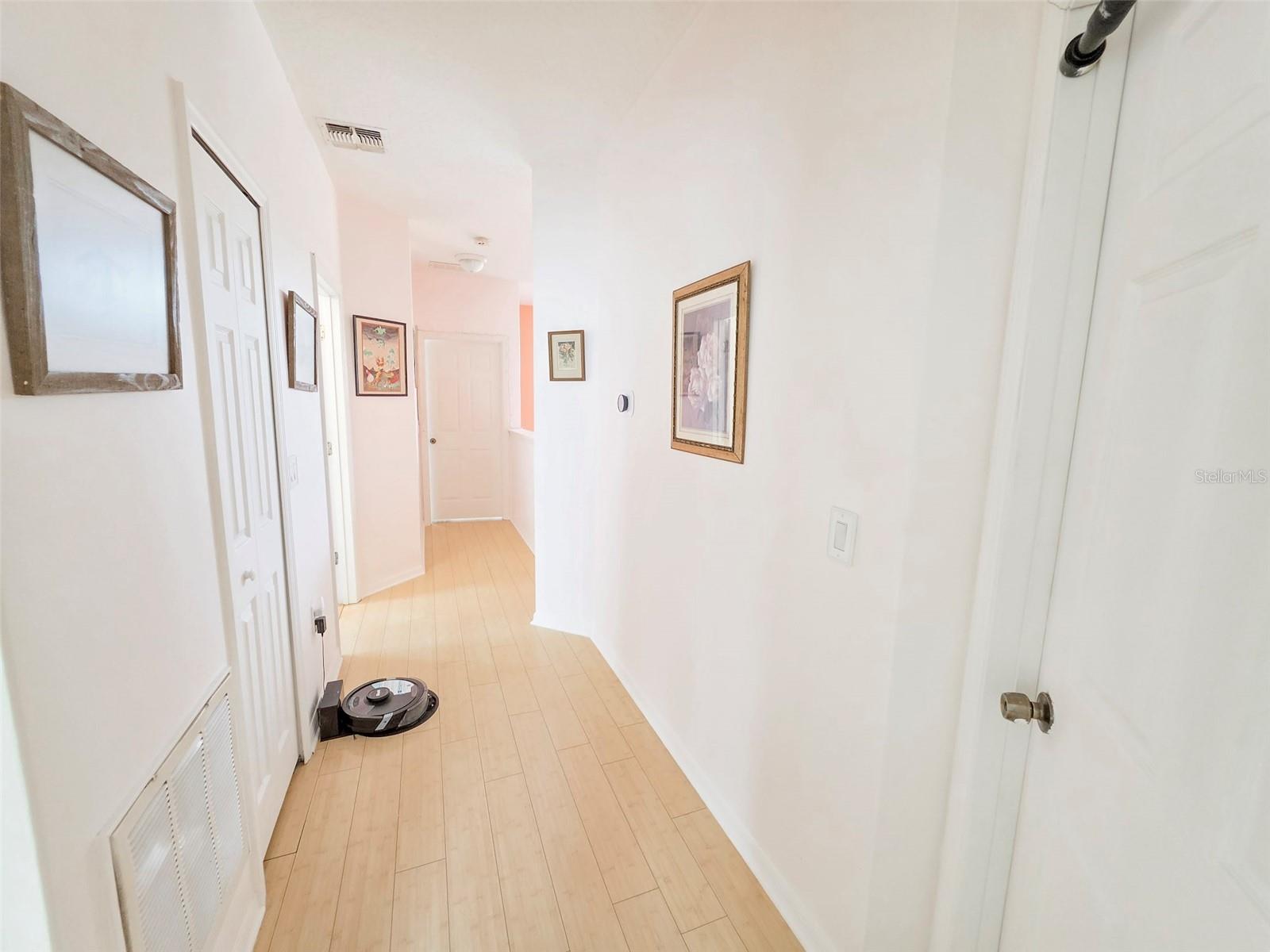 Image 39 of 61 For 18 Price Lane