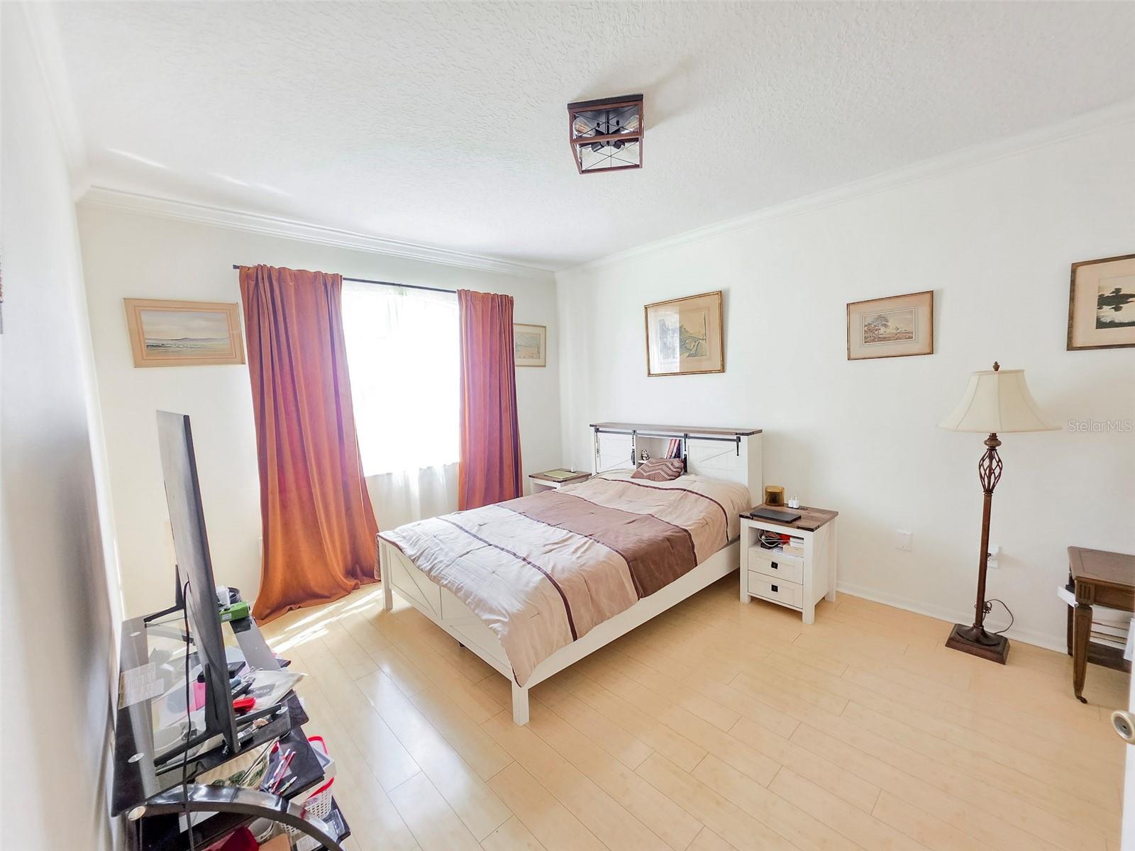 Image 42 of 61 For 18 Price Lane