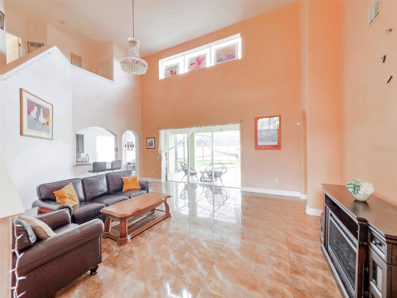 Image 9 of 61 For 18 Price Lane