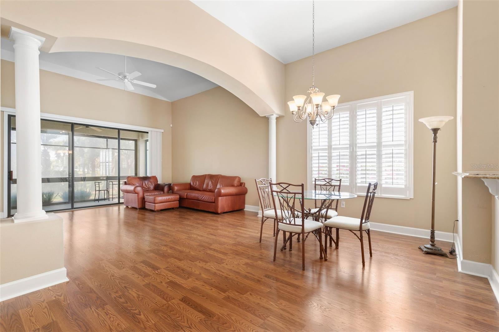 Image 20 of 67 For 10 River Point Drive