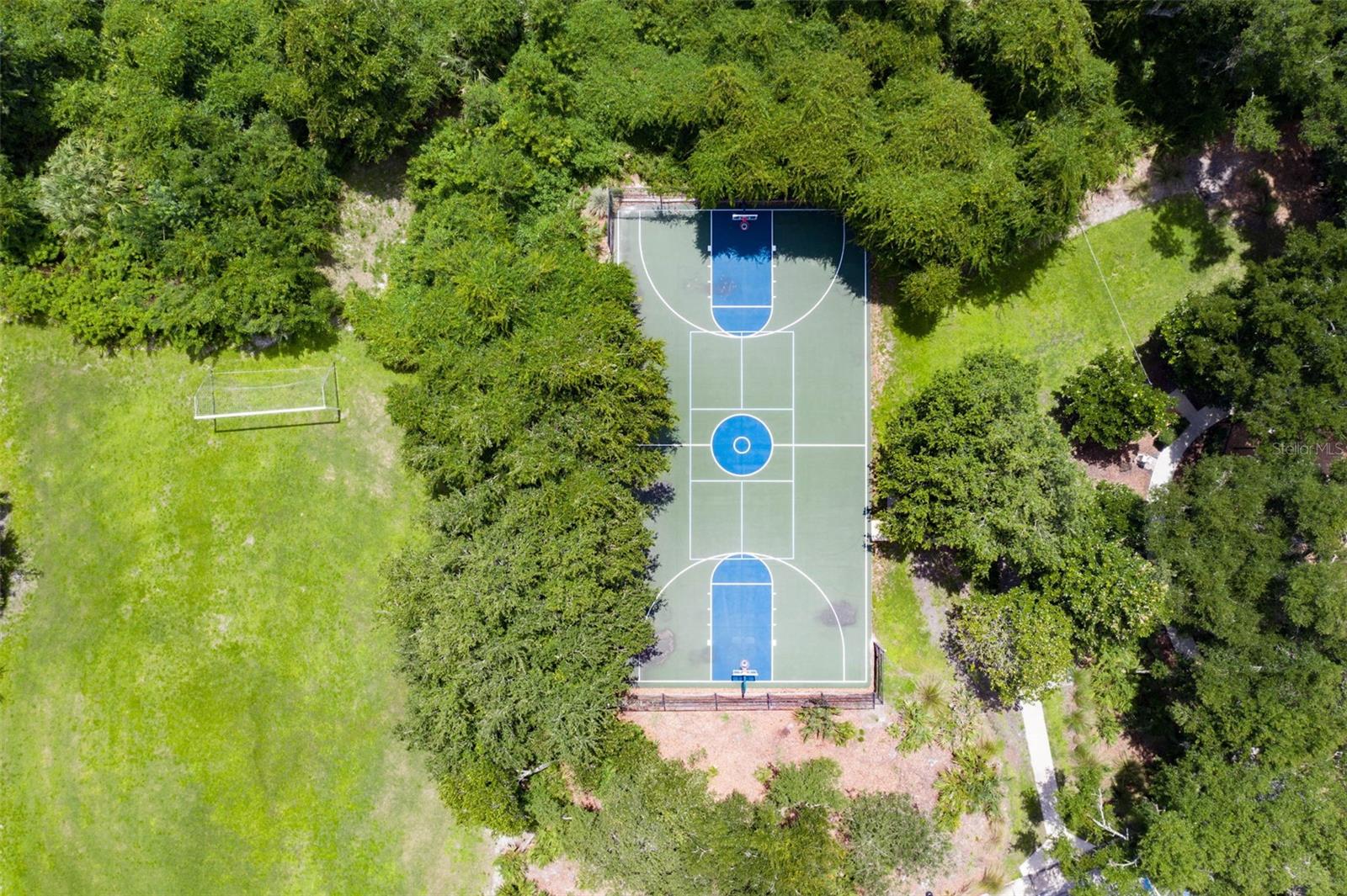 Image 58 of 67 For 10 River Point Drive