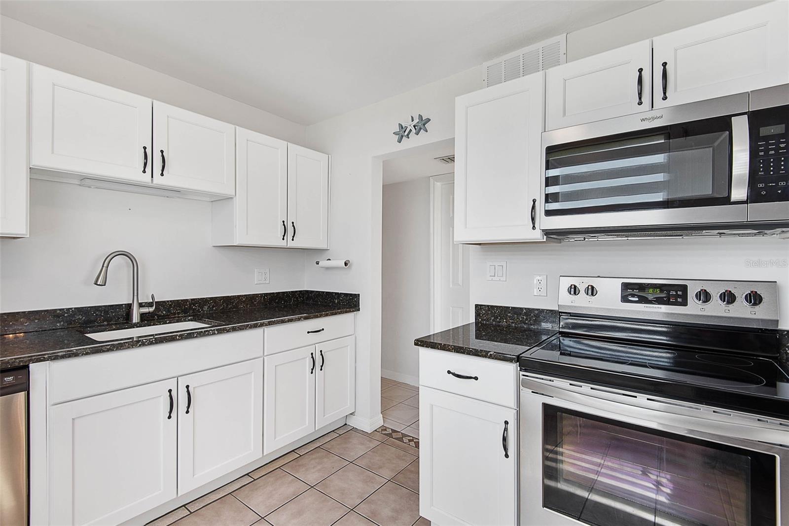 Image 16 of 58 For 3360 Ocean Shore Boulevard 103