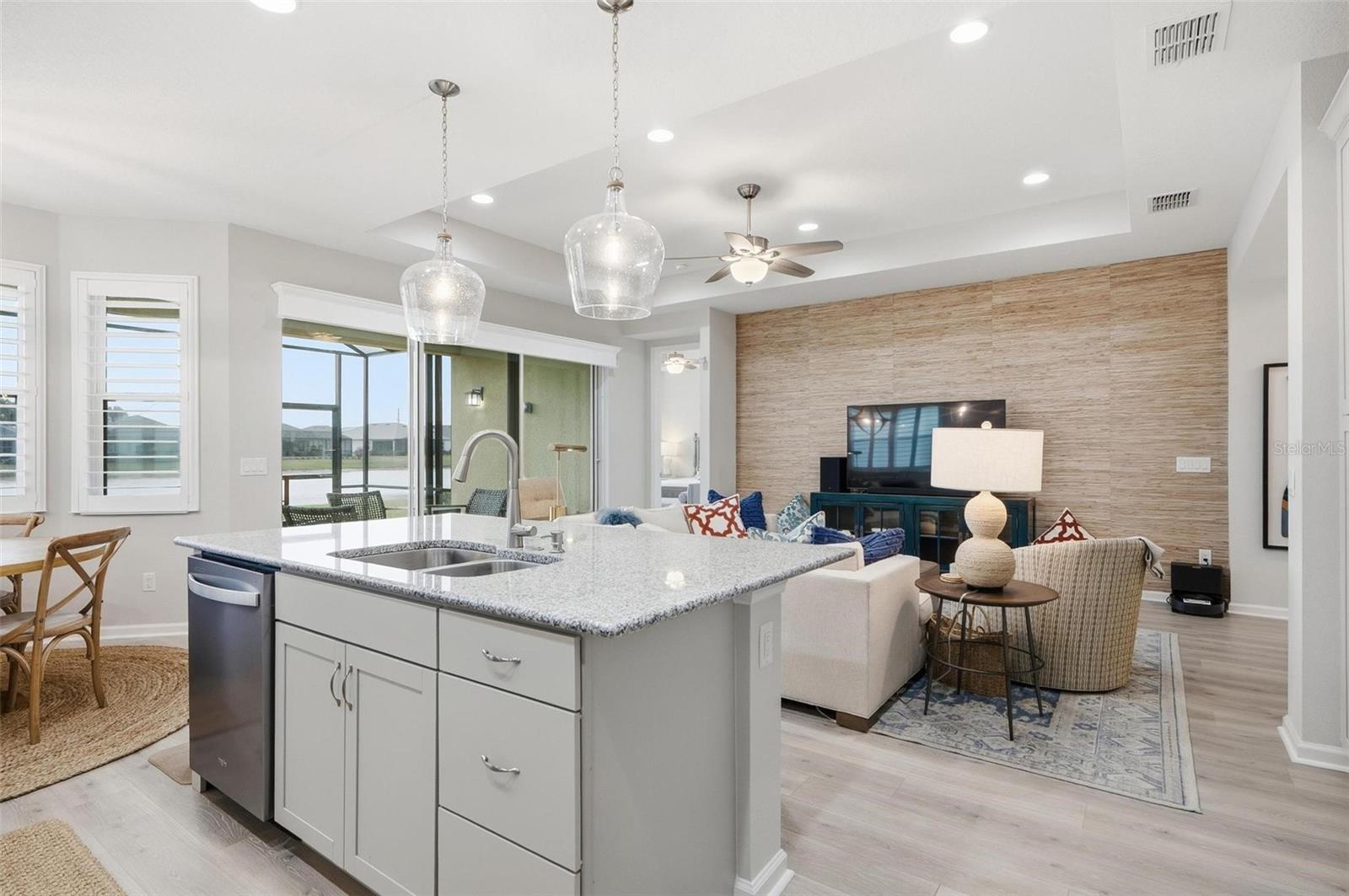 Image 17 of 95 For 281 Margaritaville Avenue