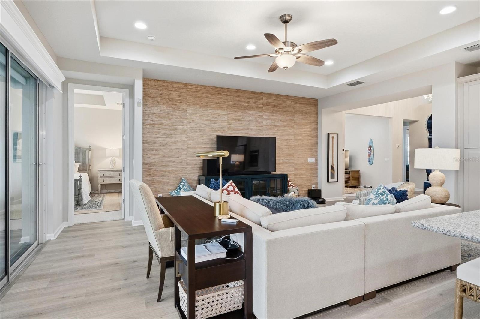 Image 31 of 95 For 281 Margaritaville Avenue