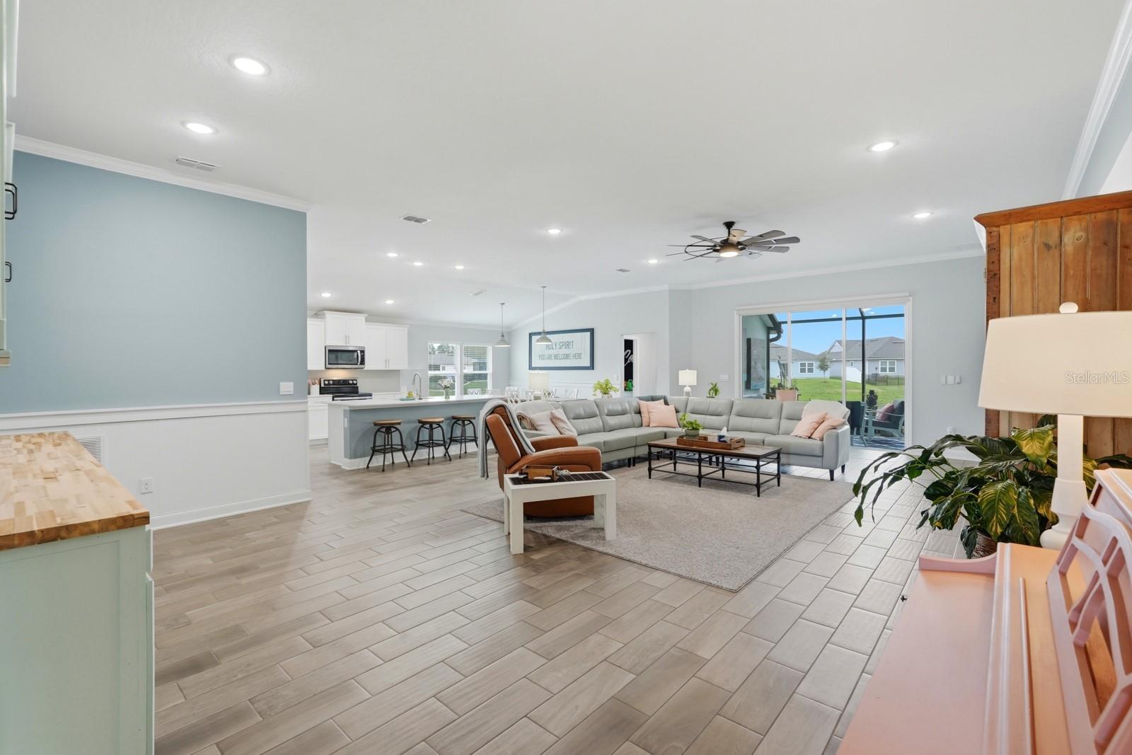 Image 11 of 72 For 8 Crosscut Court