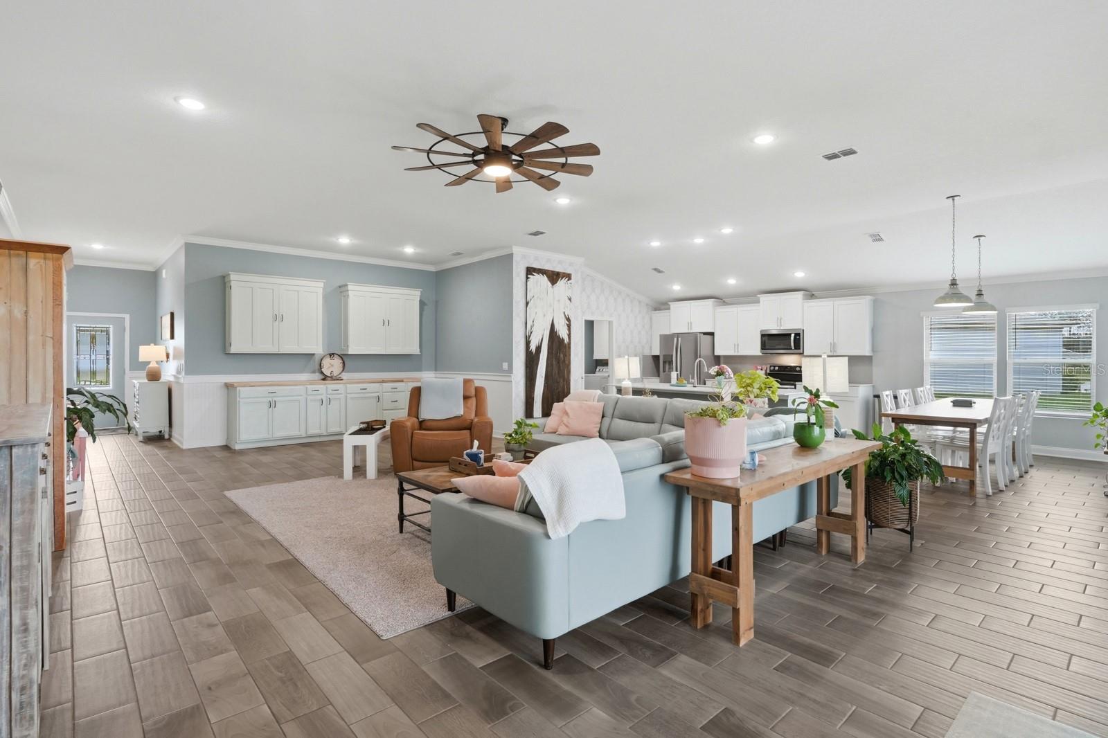 Image 13 of 72 For 8 Crosscut Court