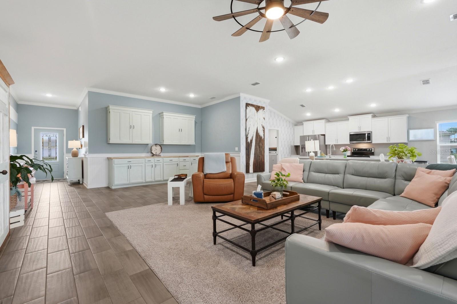 Image 14 of 72 For 8 Crosscut Court