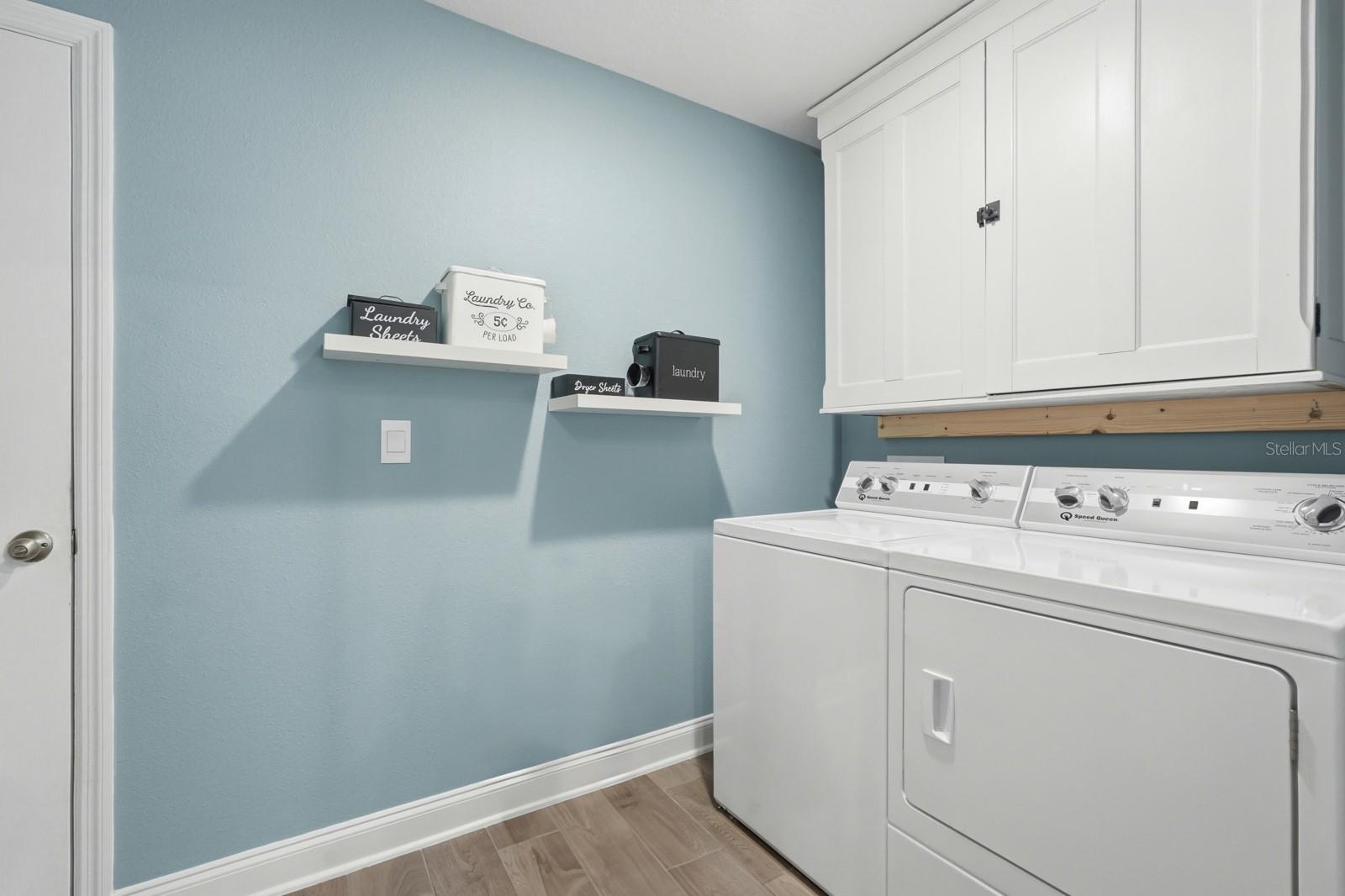 Image 39 of 72 For 8 Crosscut Court