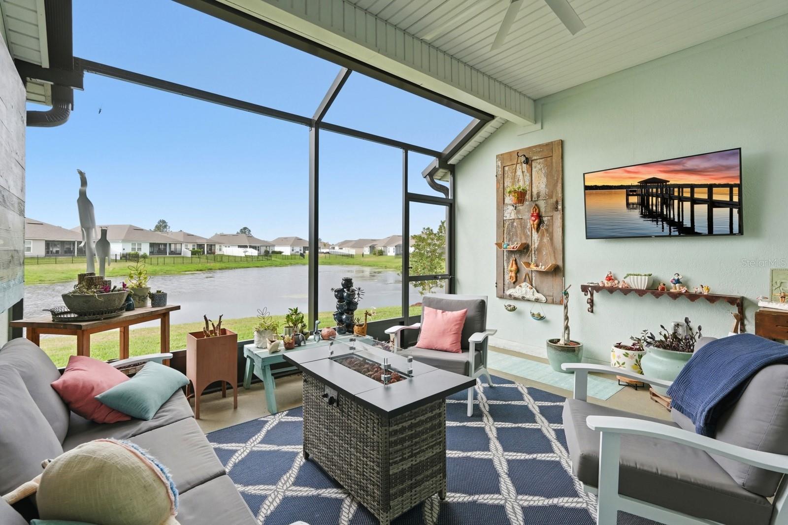 Image 40 of 72 For 8 Crosscut Court