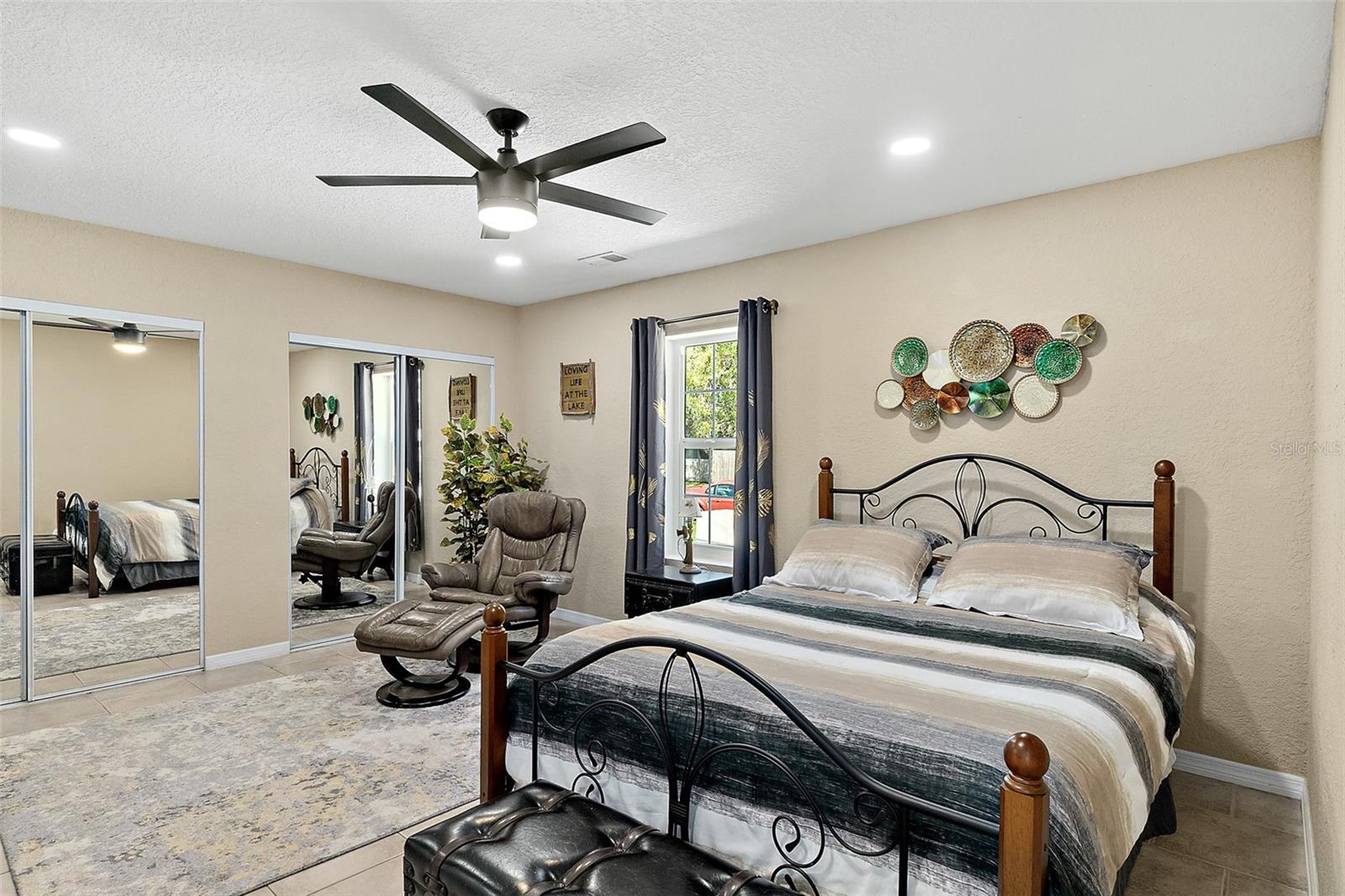 Image 10 of 47 For 589 Clairmont Lane