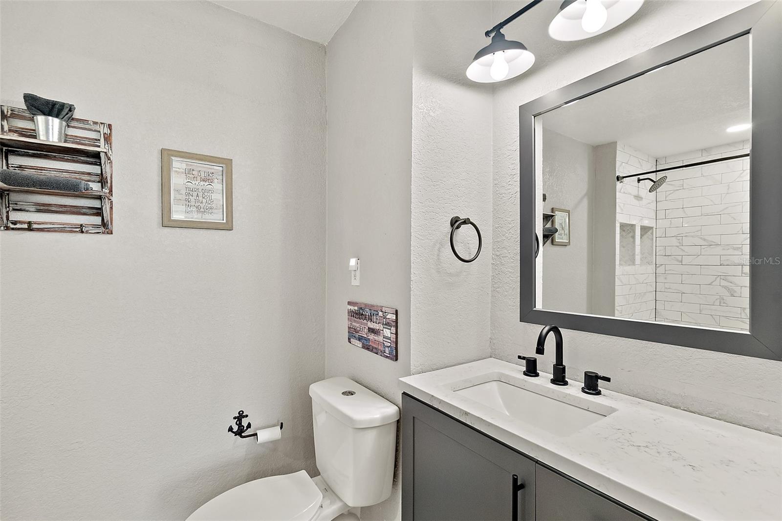 Image 17 of 47 For 589 Clairmont Lane