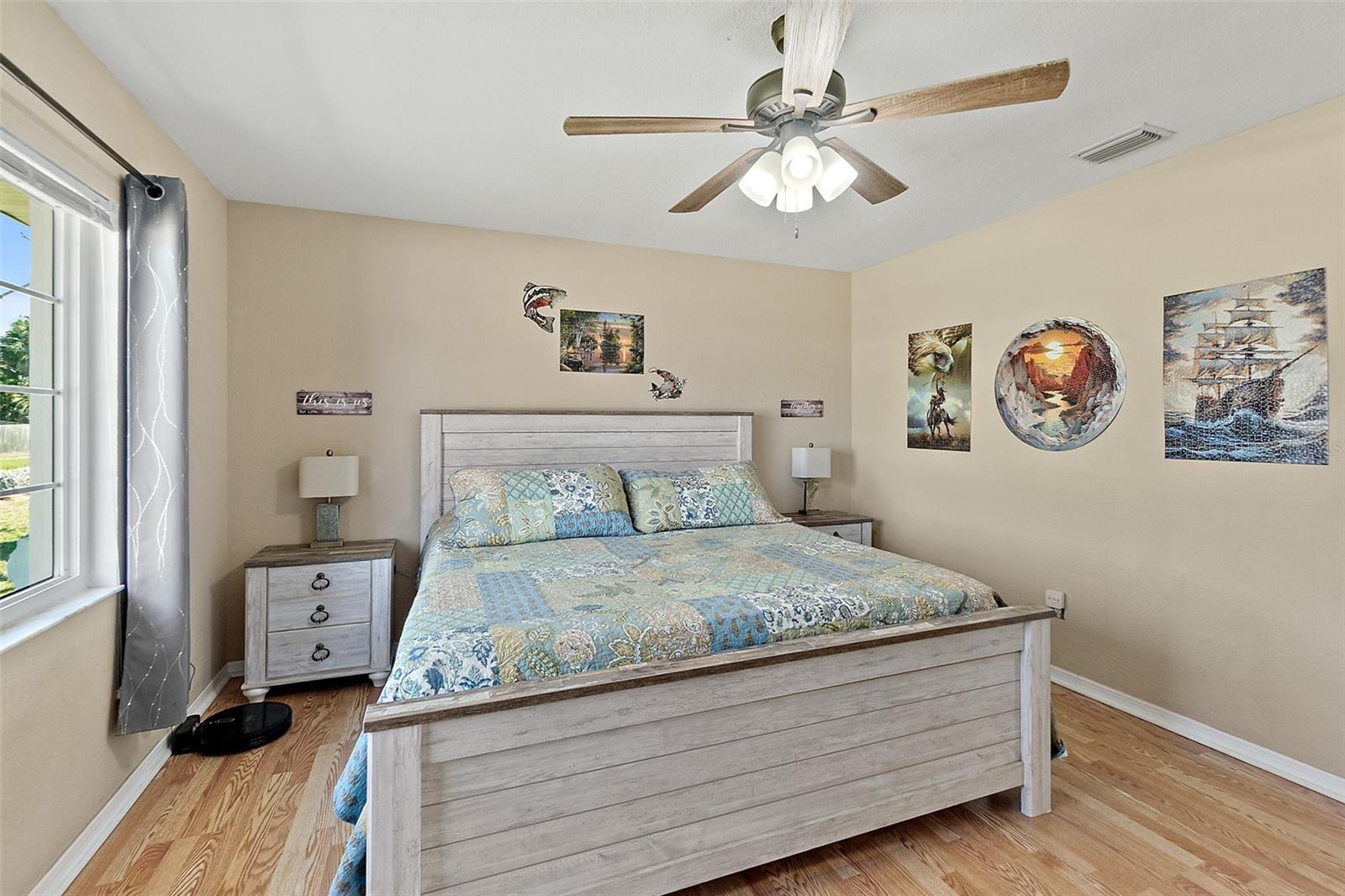 Image 21 of 47 For 589 Clairmont Lane