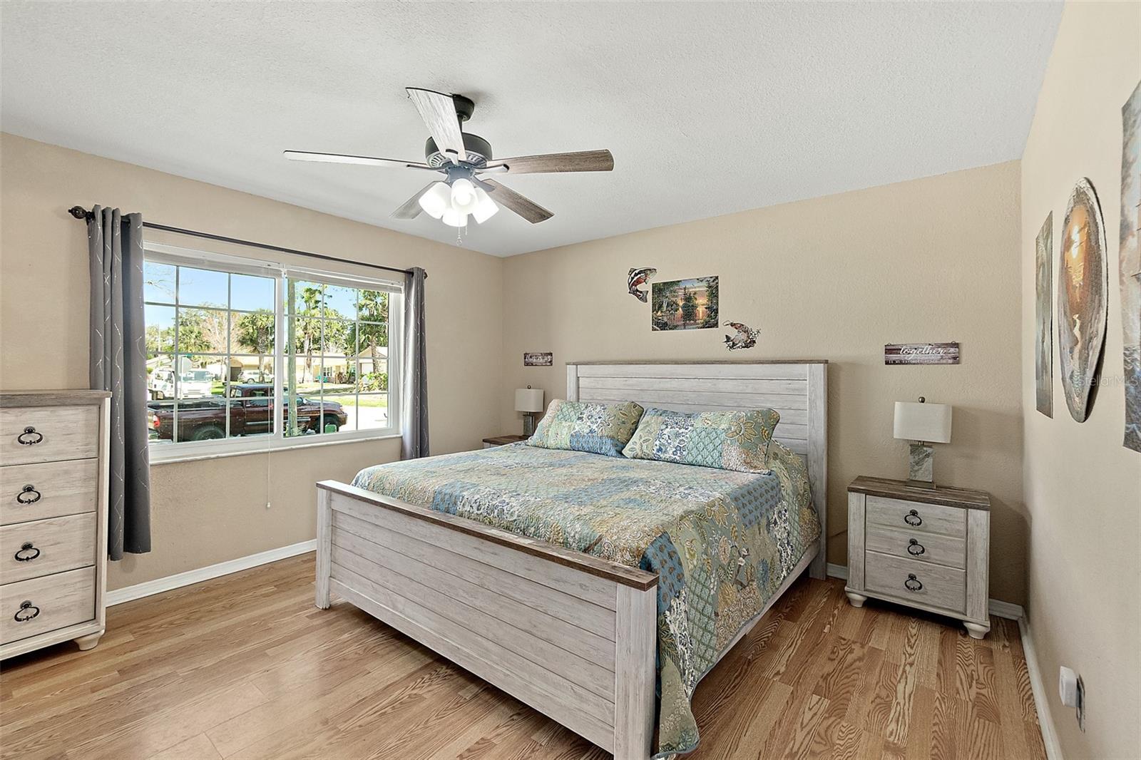 Image 22 of 47 For 589 Clairmont Lane