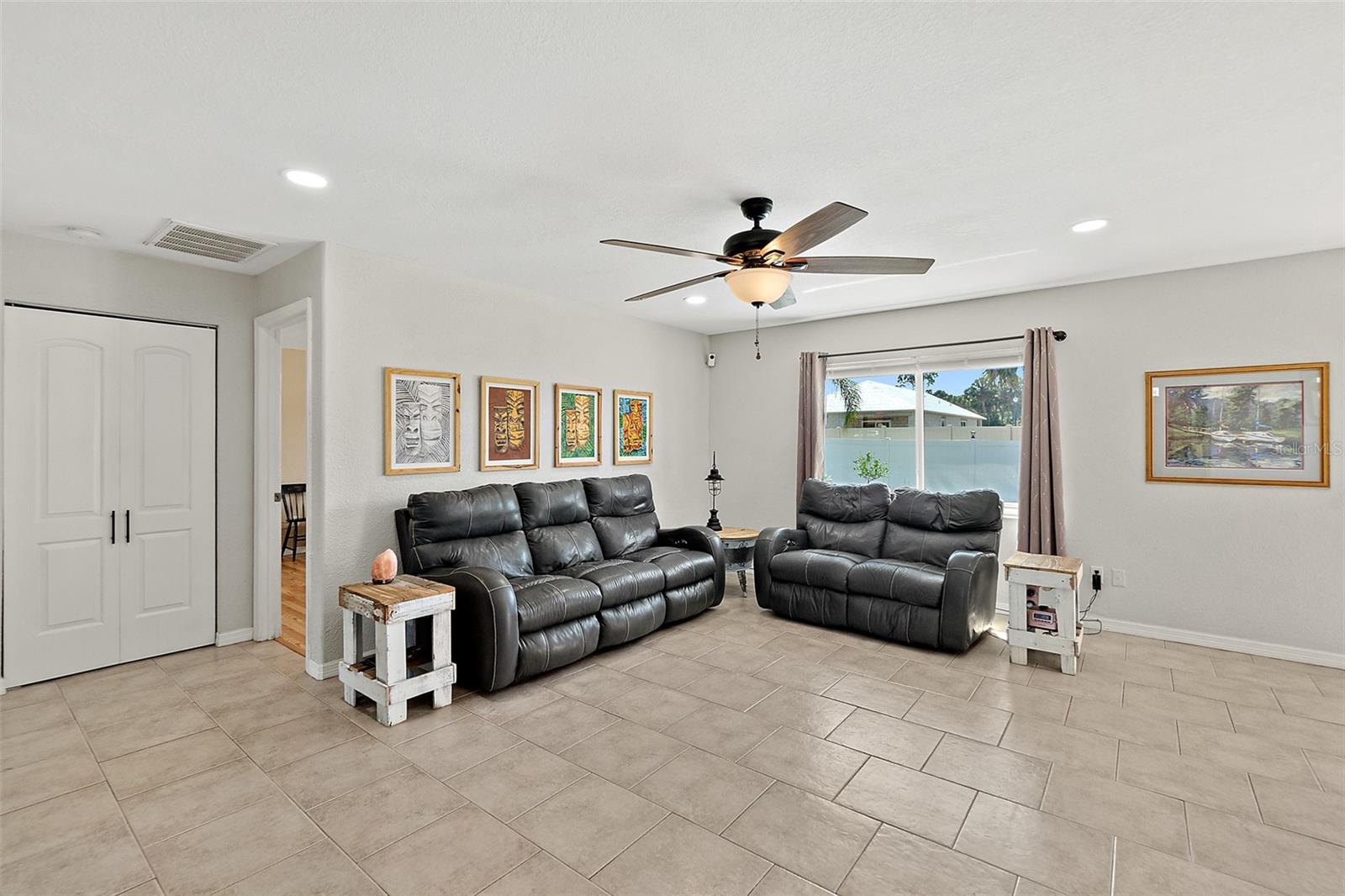 Image 32 of 47 For 589 Clairmont Lane