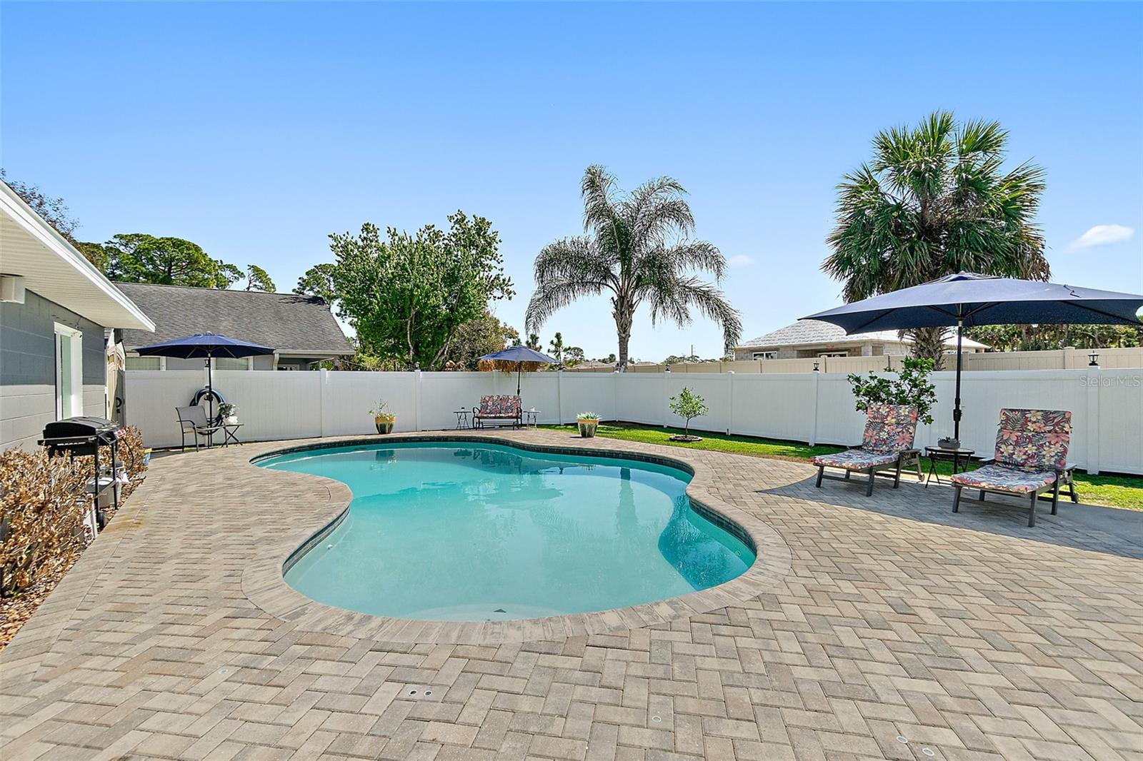 Image 41 of 47 For 589 Clairmont Lane