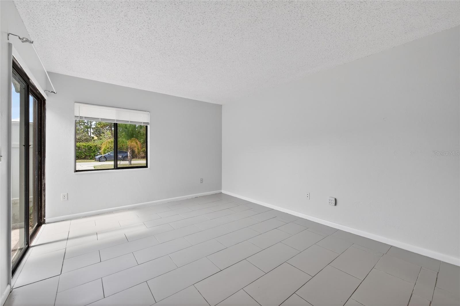 Image 20 of 30 For 154 Fenimore Lane A & B