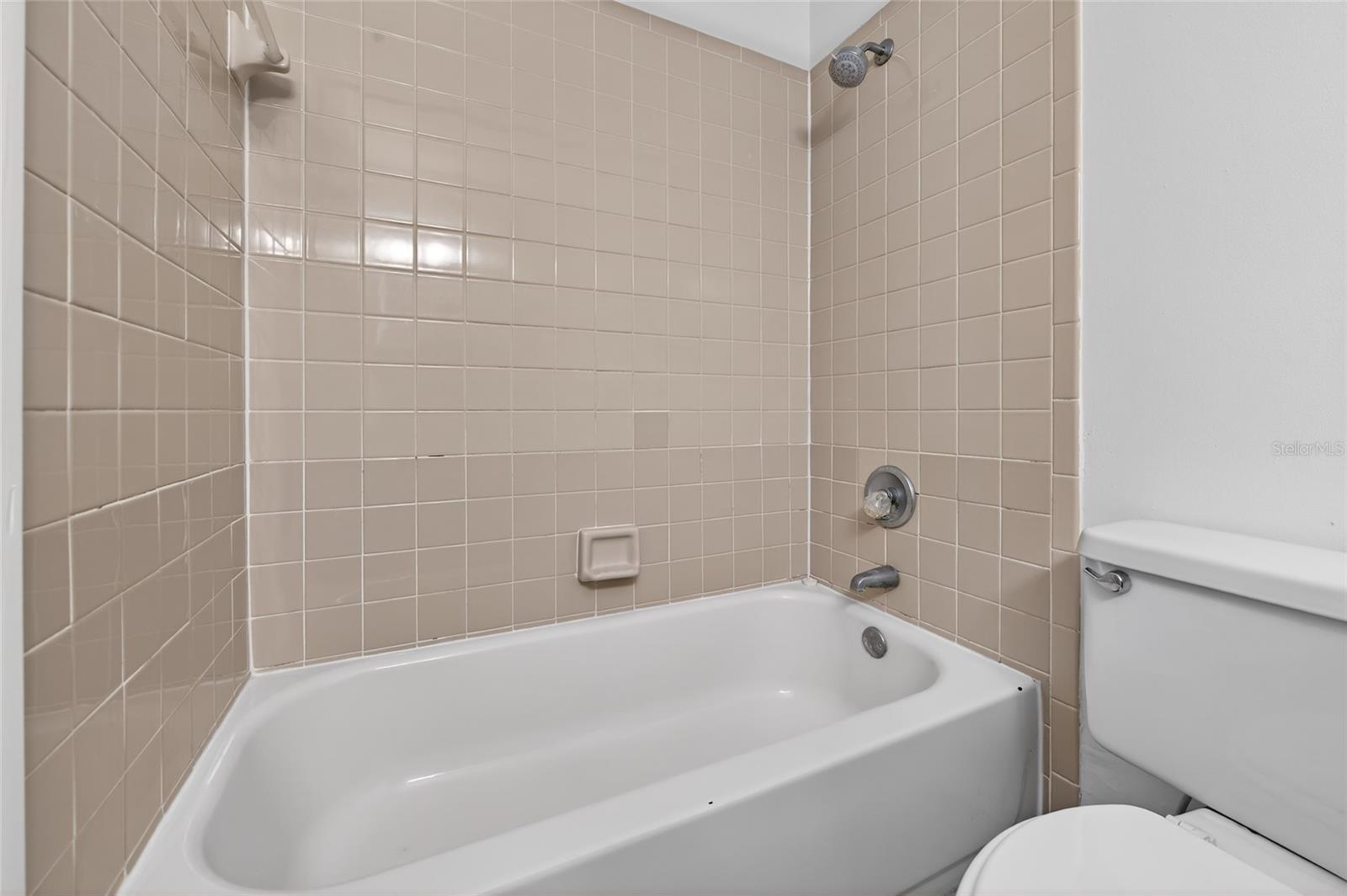 Image 23 of 30 For 154 Fenimore Lane A & B