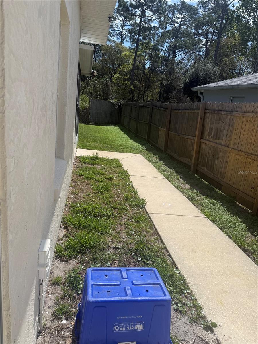 Image 14 of 21 For 58 Farmsworth Drive A