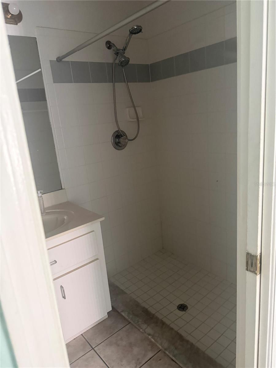 Image 9 of 21 For 58 Farmsworth Drive A