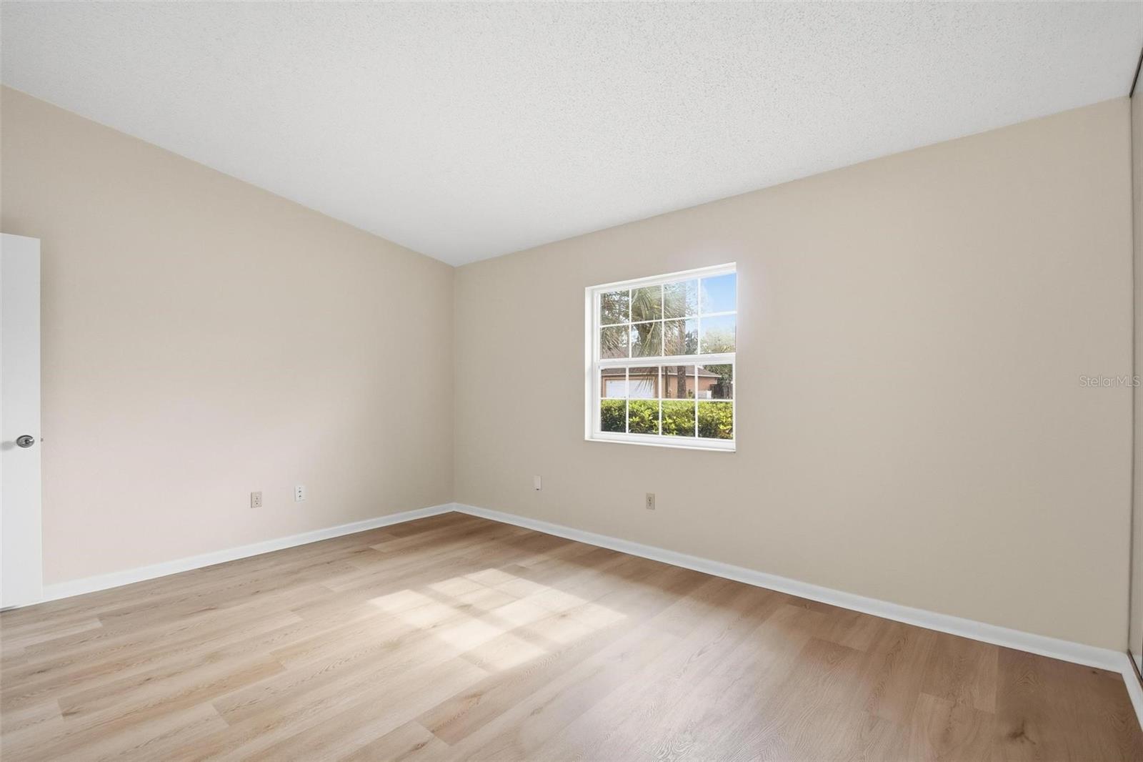 Image 24 of 68 For 77 Beacon Mill Lane