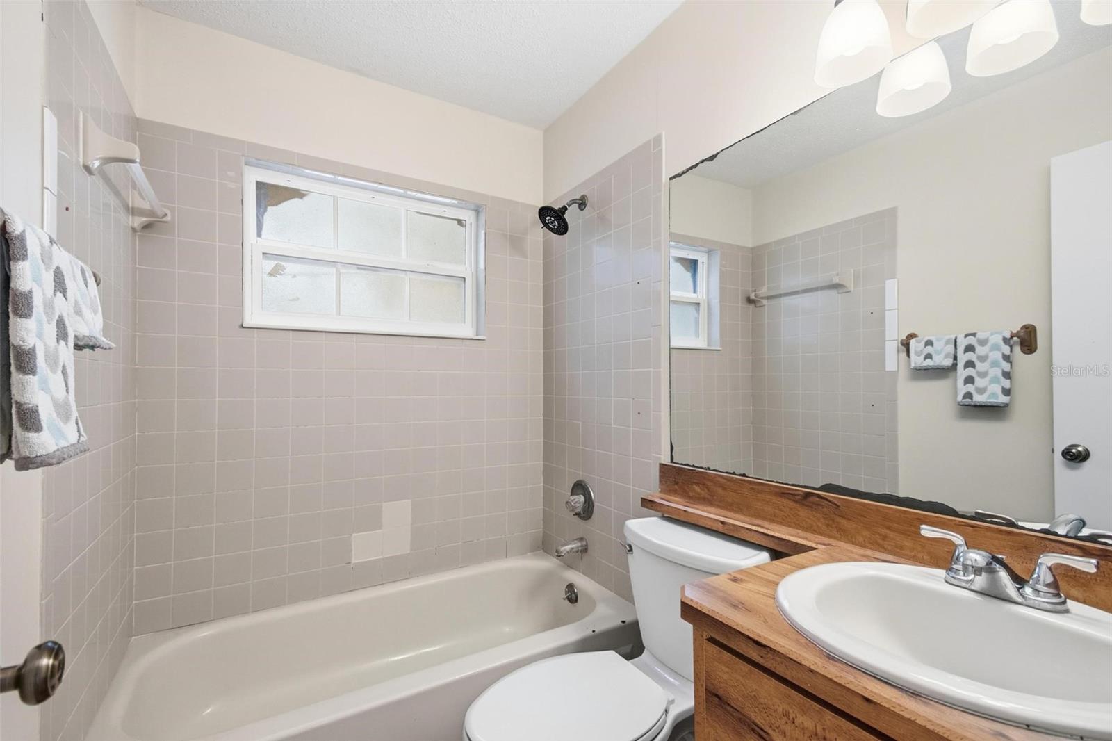 Image 34 of 68 For 77 Beacon Mill Lane