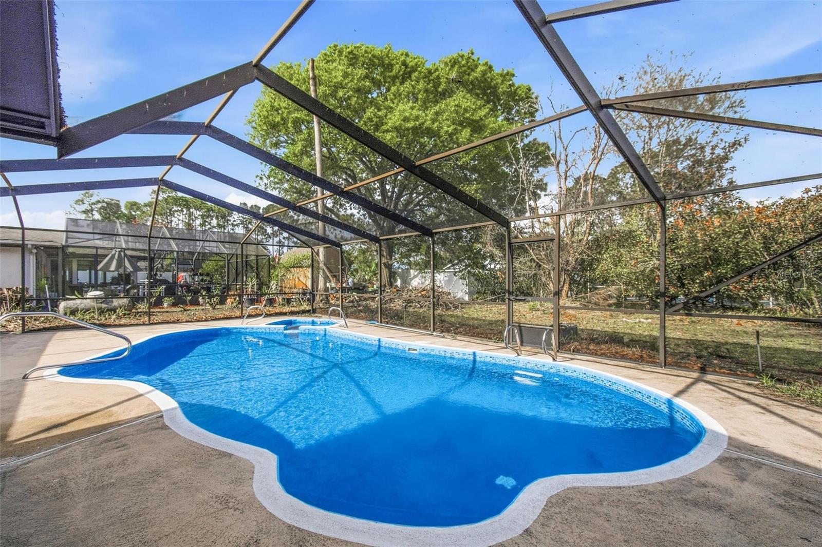 Image 39 of 68 For 77 Beacon Mill Lane