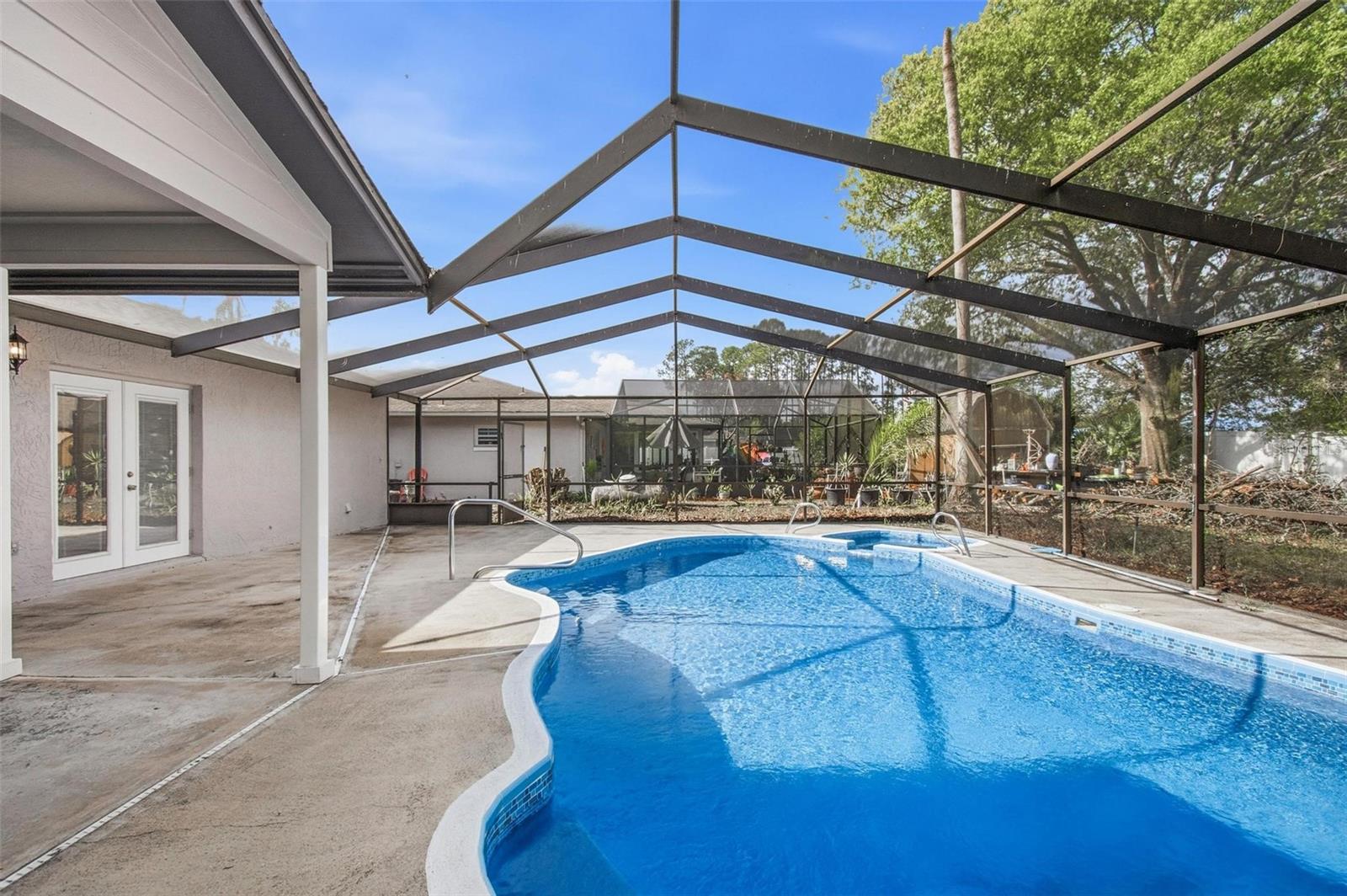 Image 40 of 68 For 77 Beacon Mill Lane