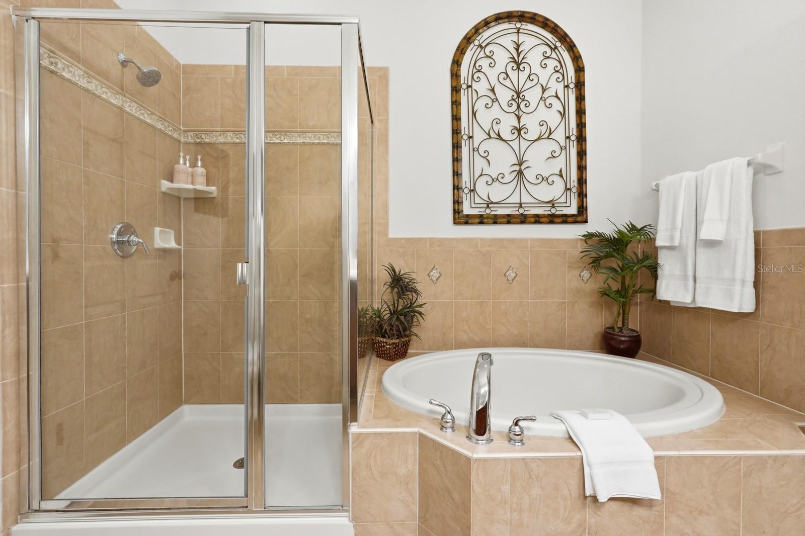 Image 24 of 51 For 5 Ocean Crest Drive 1443