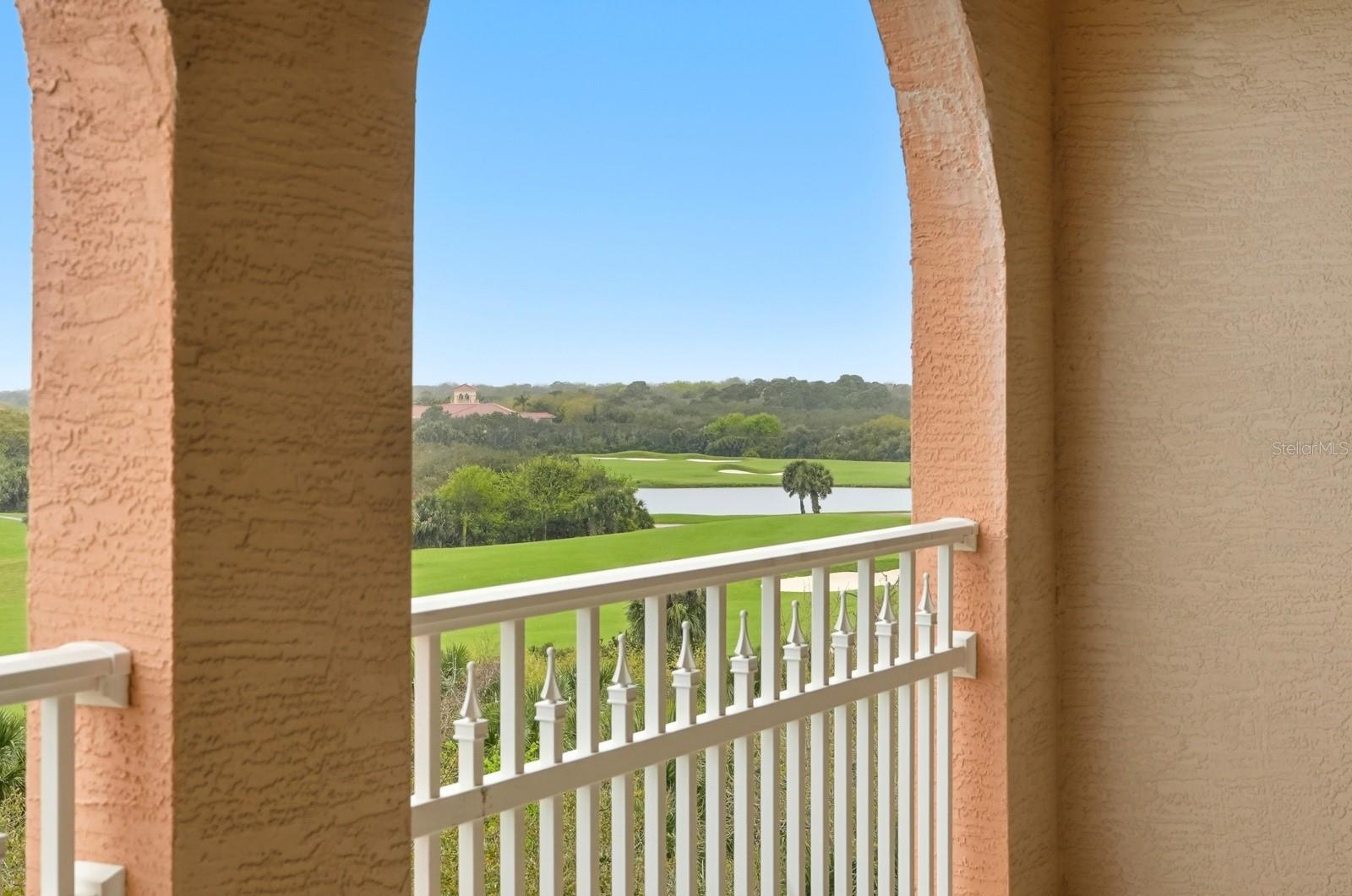 Image 4 of 51 For 5 Ocean Crest Drive 1443